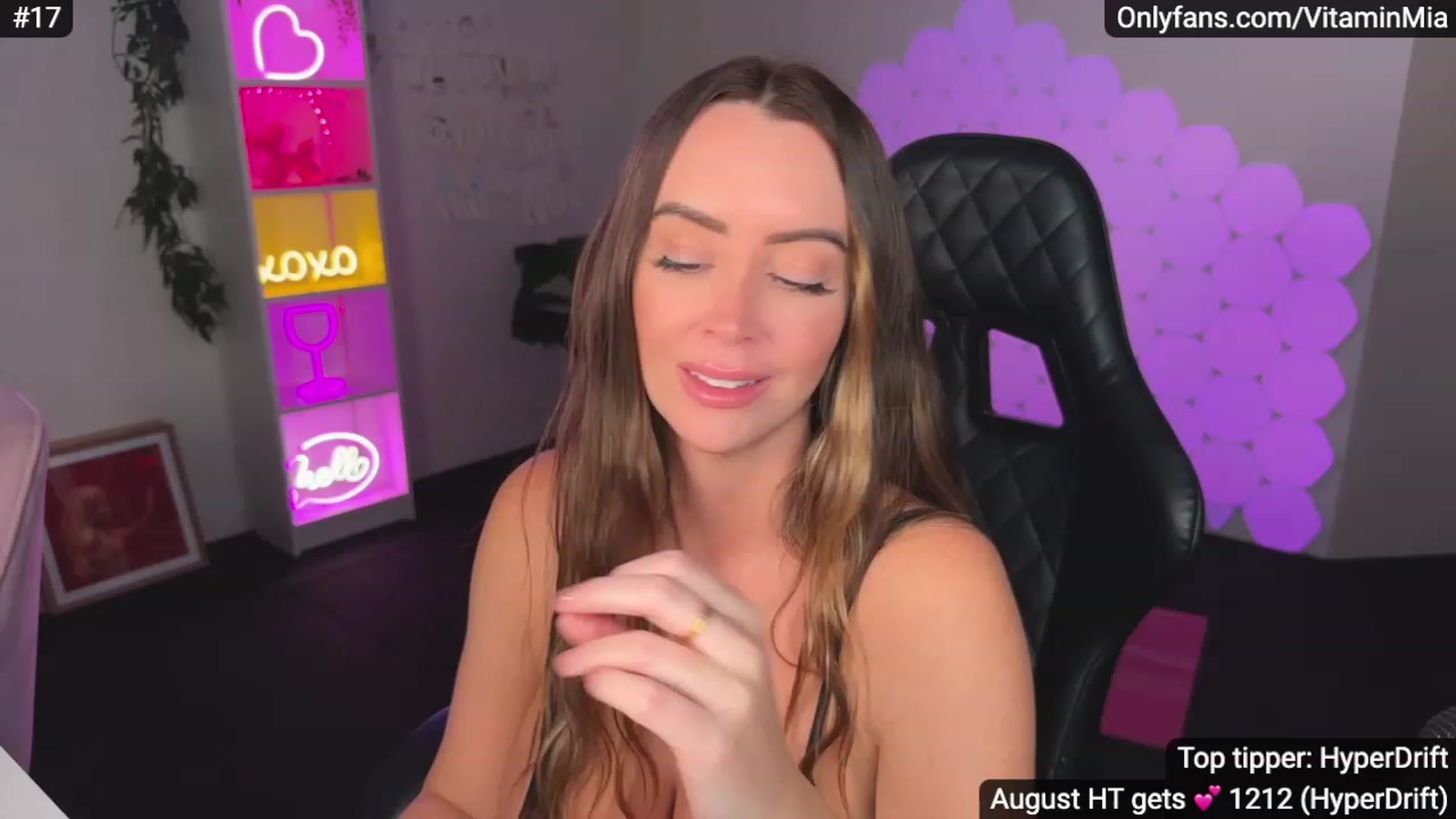 Gallery image thumbnail from MissAustralia's myfreecams stream on, 08/01/2023, 09:15 image 2 of 20