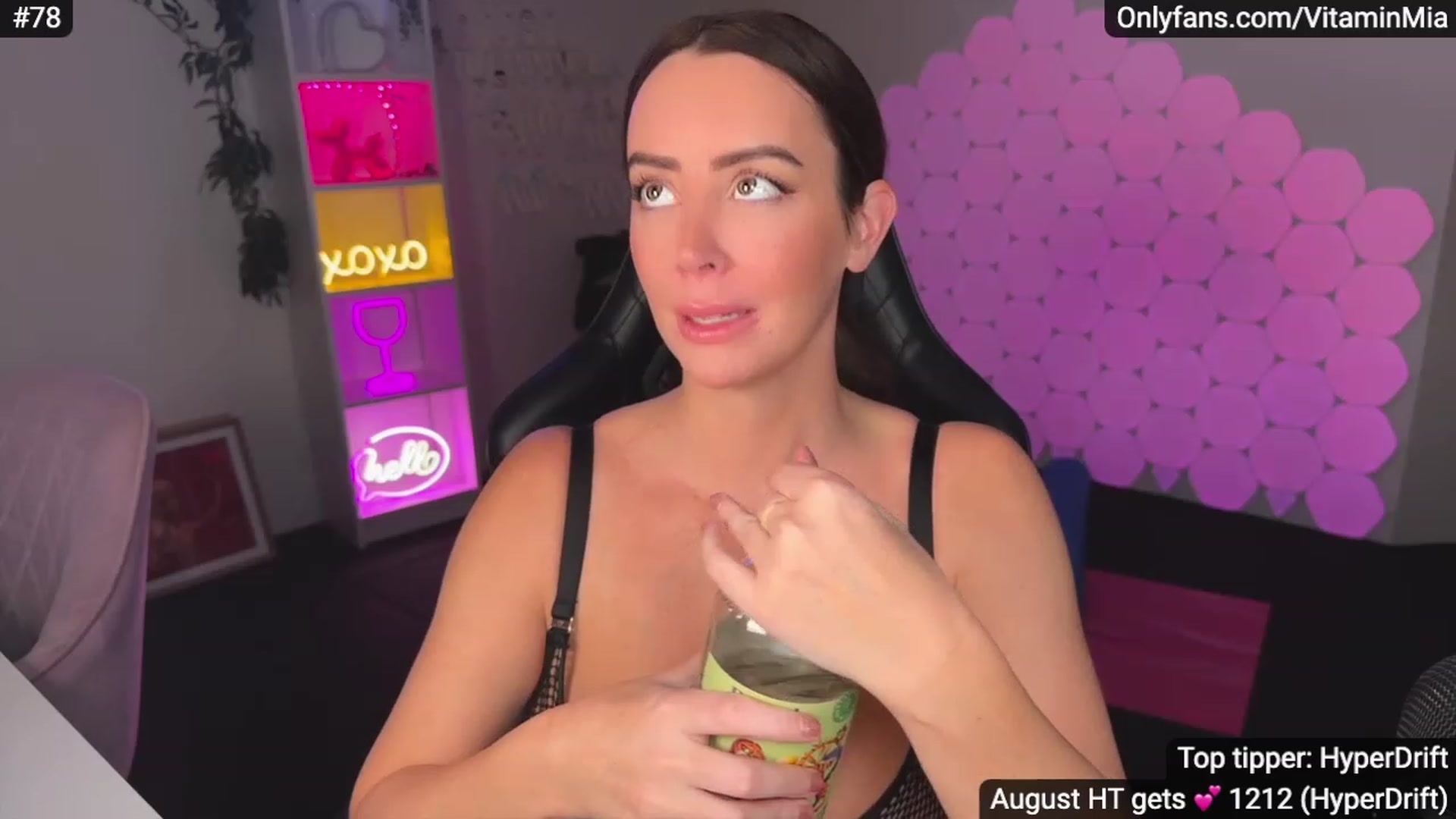 Gallery image thumbnail from MissAustralia's myfreecams stream on, 08/03/2023, 08:33 image 15 of 20