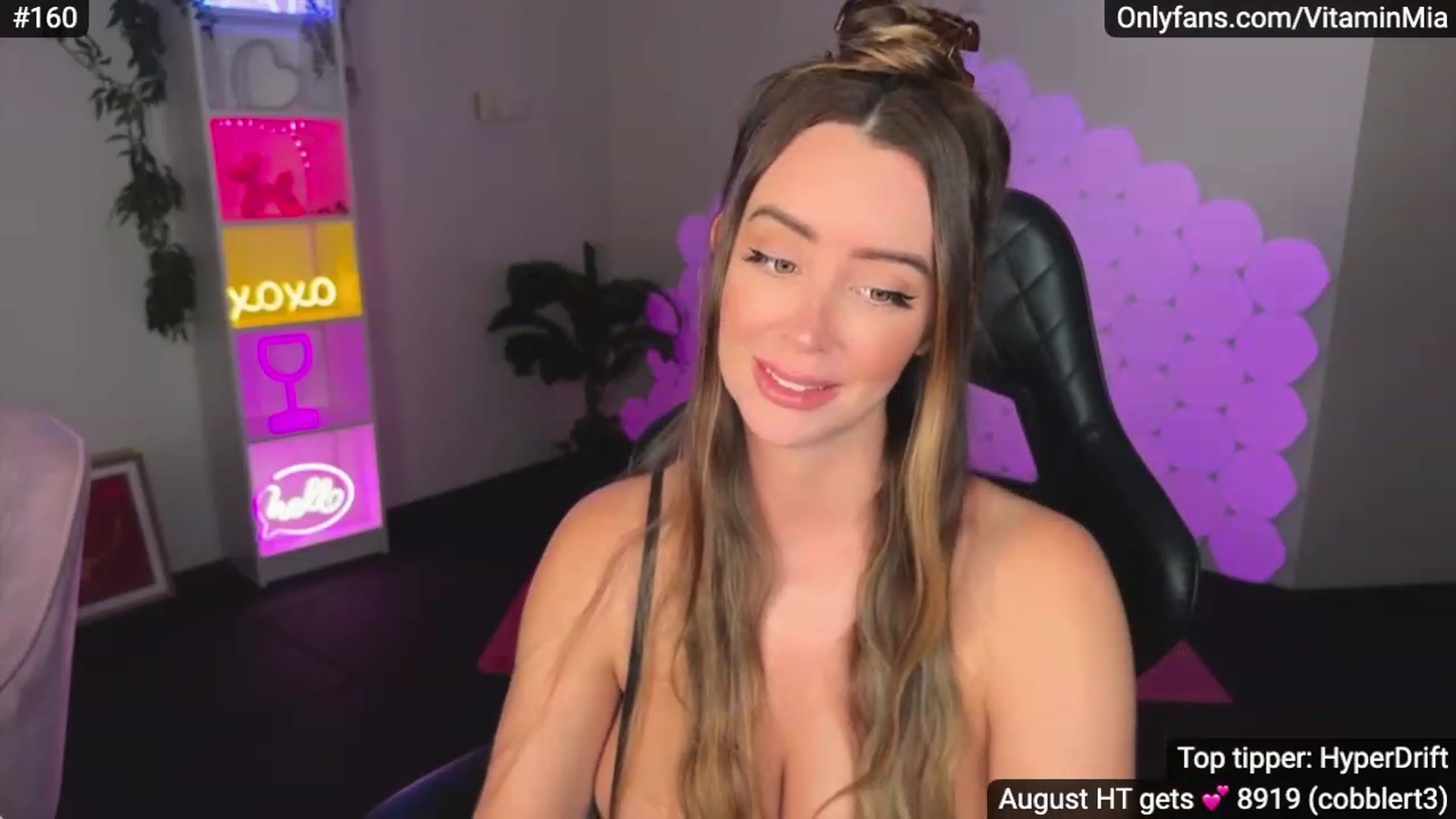 Gallery image thumbnail from MissAustralia's myfreecams stream on, 08/23/2023, 09:32 image 11 of 20