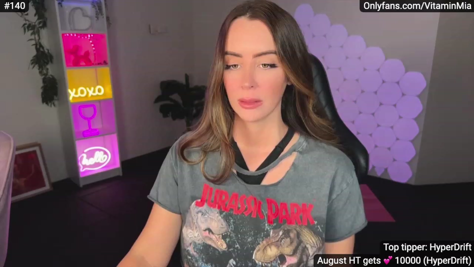 Gallery image thumbnail from MissAustralia's myfreecams stream on, 08/25/2023, 08:37 image 2 of 20