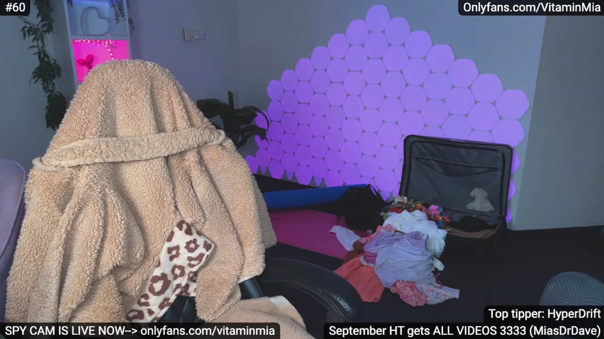 Gallery image thumbnail from MissAustralia's myfreecams stream on, 09/11/2023, 10:29 image 7 of 20