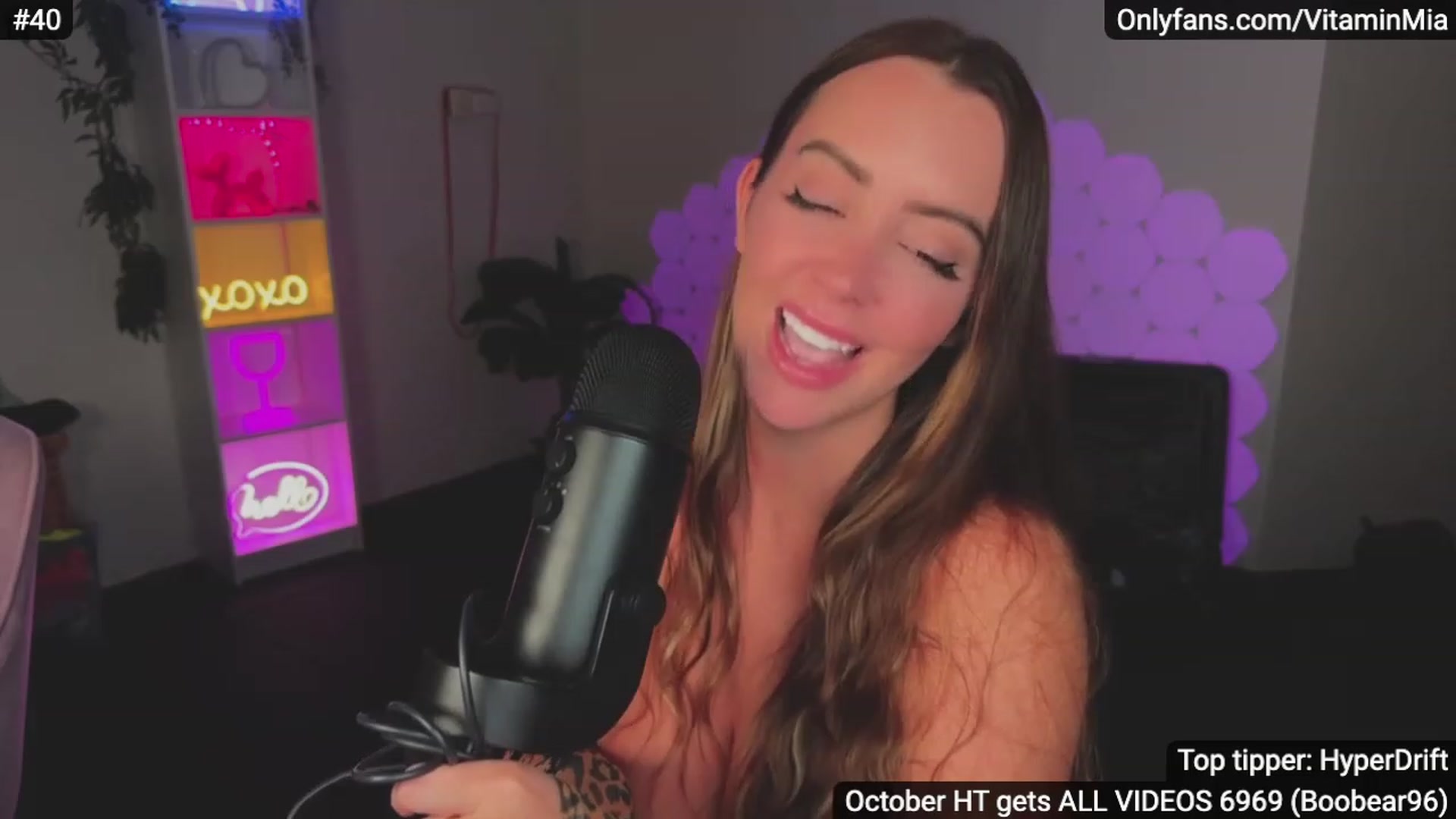 Gallery image thumbnail from MissAustralia's myfreecams stream on, 10/18/2023, 09:39 image 18 of 20