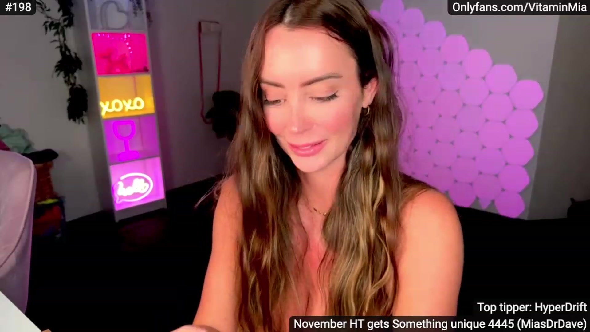 Gallery image thumbnail from MissAustralia's myfreecams stream on, 11/19/2023, 11:05 image 8 of 20