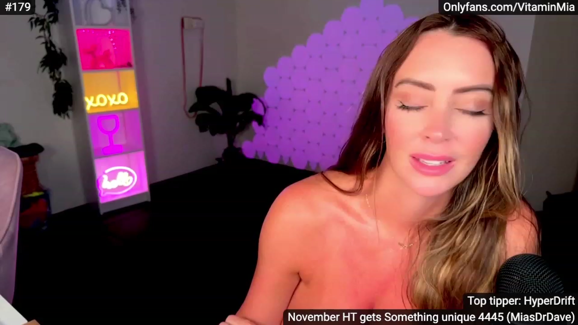 Gallery image thumbnail from MissAustralia's myfreecams stream on, 11/19/2023, 12:32 image 15 of 20
