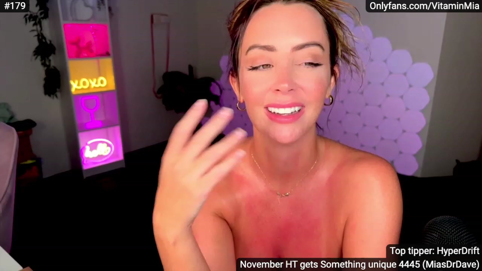 Gallery image thumbnail from MissAustralia's myfreecams stream on, 11/19/2023, 12:32 image 13 of 20