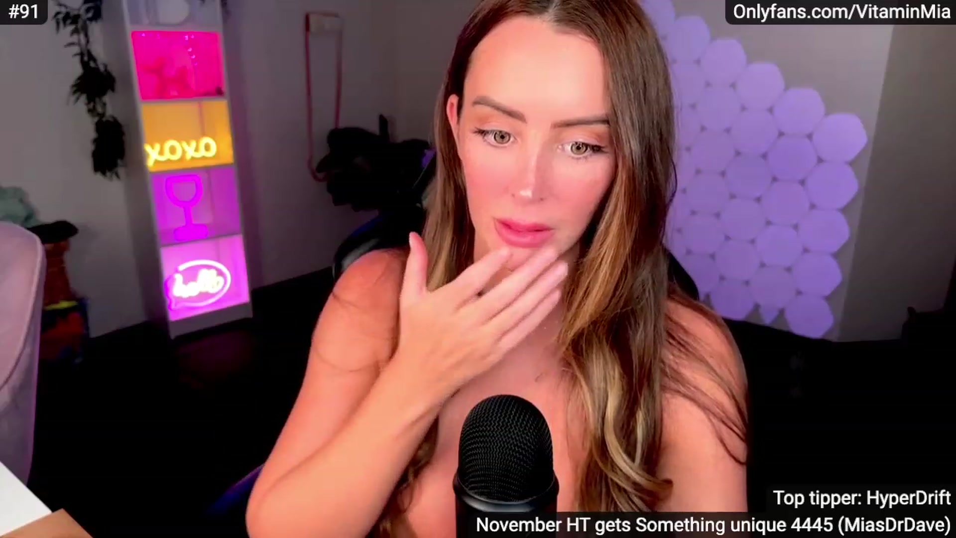 Gallery image thumbnail from MissAustralia's myfreecams stream on, 11/23/2023, 07:24 image 11 of 20
