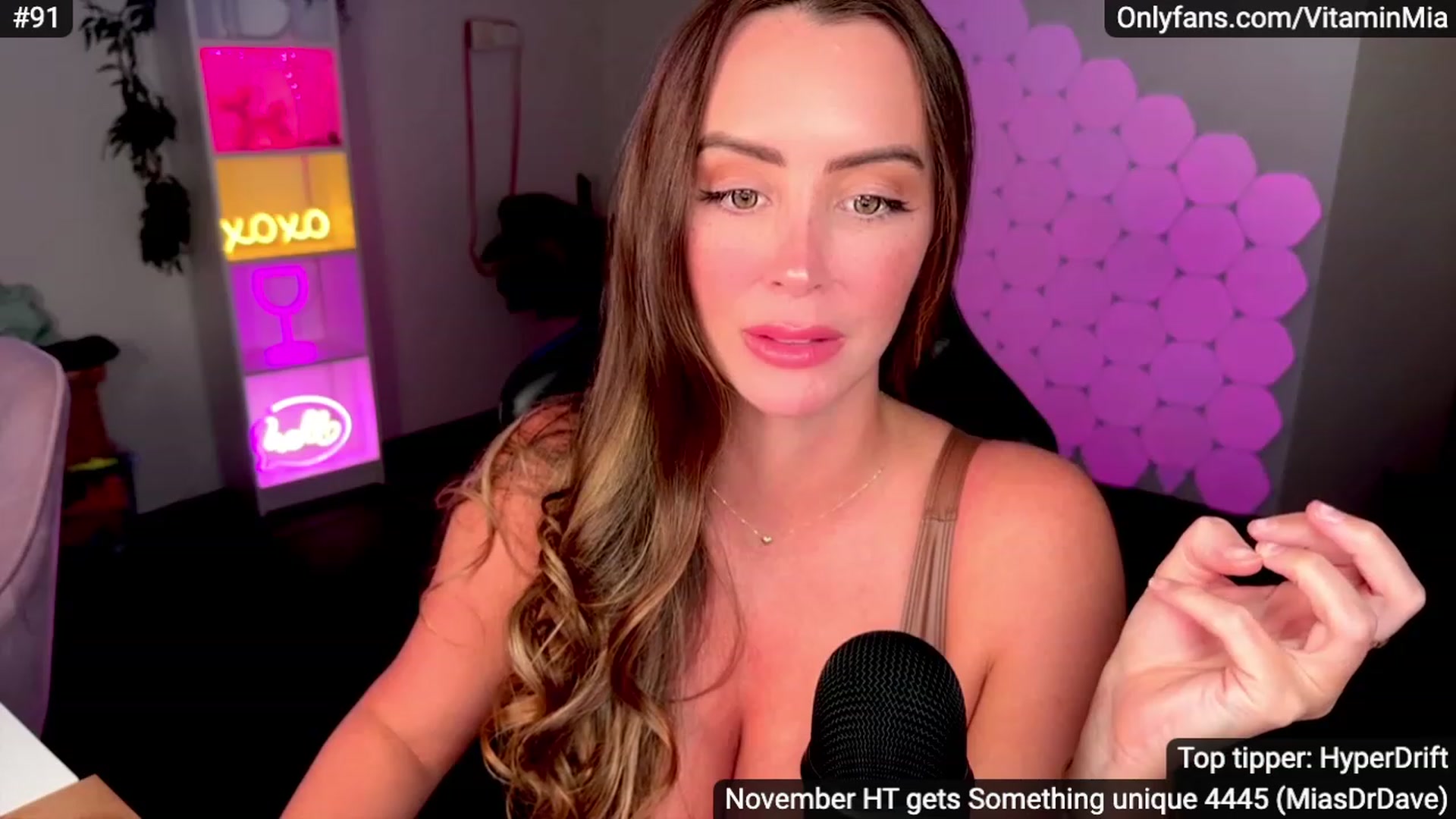 Gallery image thumbnail from MissAustralia's myfreecams stream on, 11/23/2023, 07:24 image 8 of 20