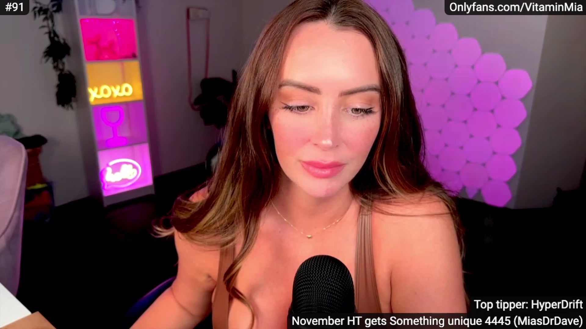 Gallery image thumbnail from MissAustralia's myfreecams stream on, 11/23/2023, 07:24 image 9 of 20