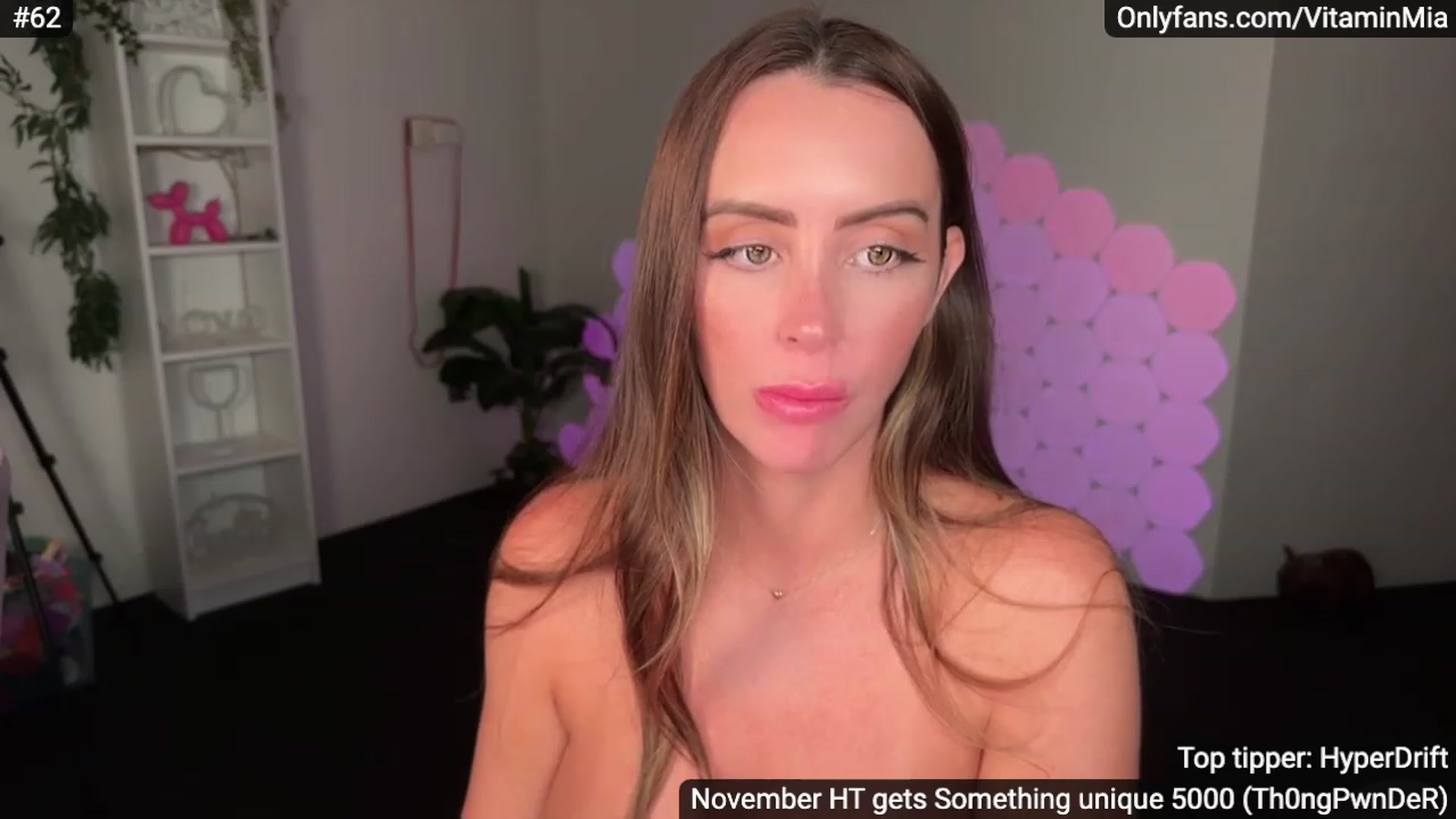 Gallery image thumbnail from MissAustralia's myfreecams stream on, 11/25/2023, 11:56 image 18 of 20