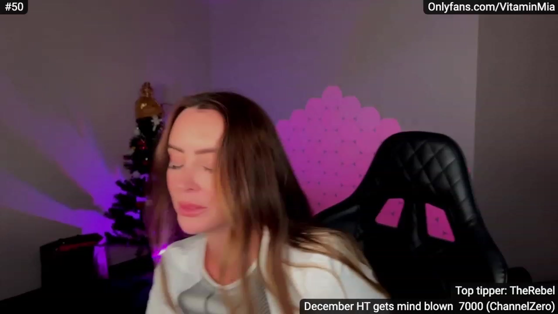 Gallery image thumbnail from MissAustralia's myfreecams stream on, 12/02/2023, 06:39 image 14 of 20