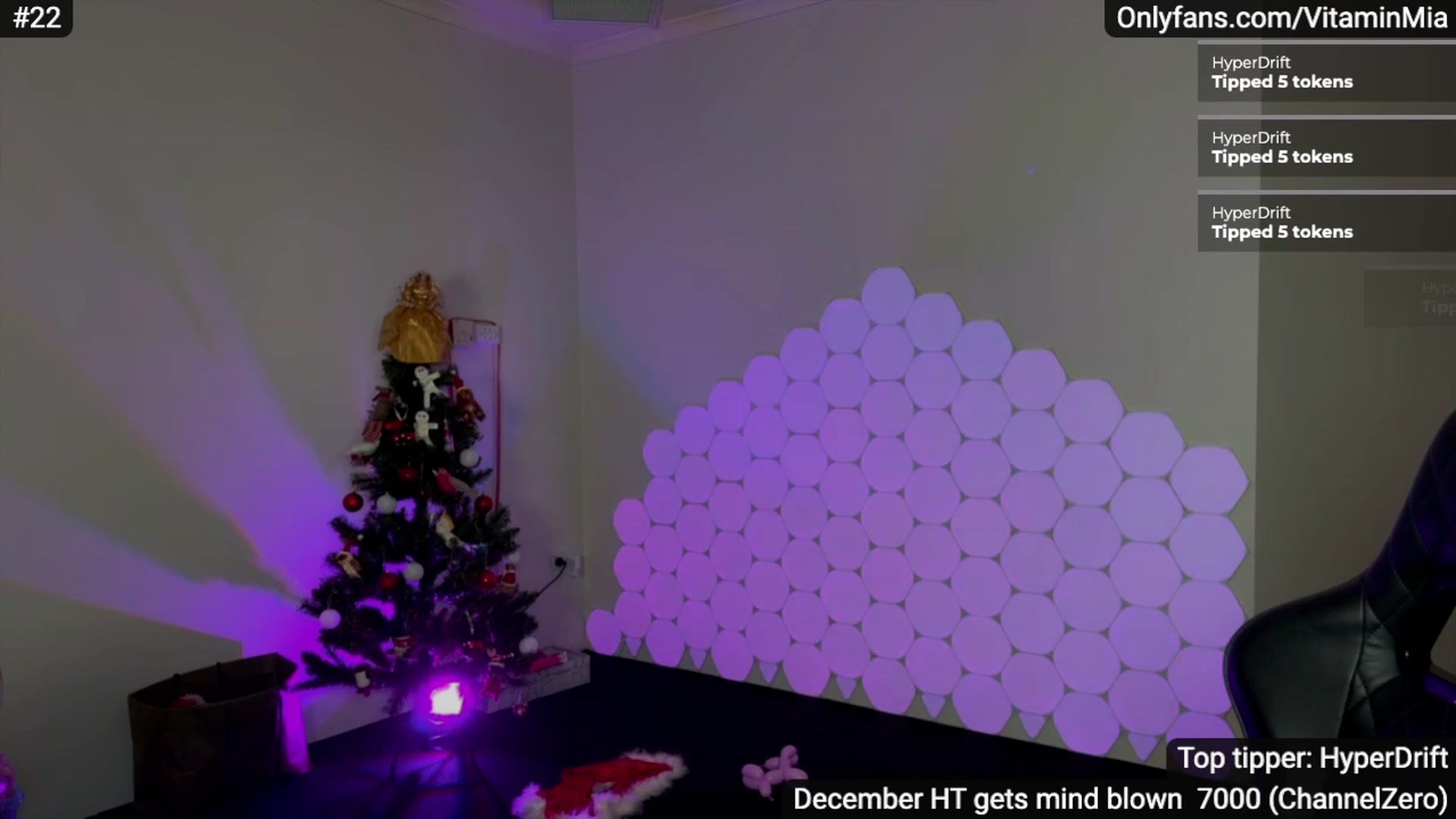 Gallery image thumbnail from MissAustralia's myfreecams stream on, 12/09/2023, 06:46 image 17 of 20