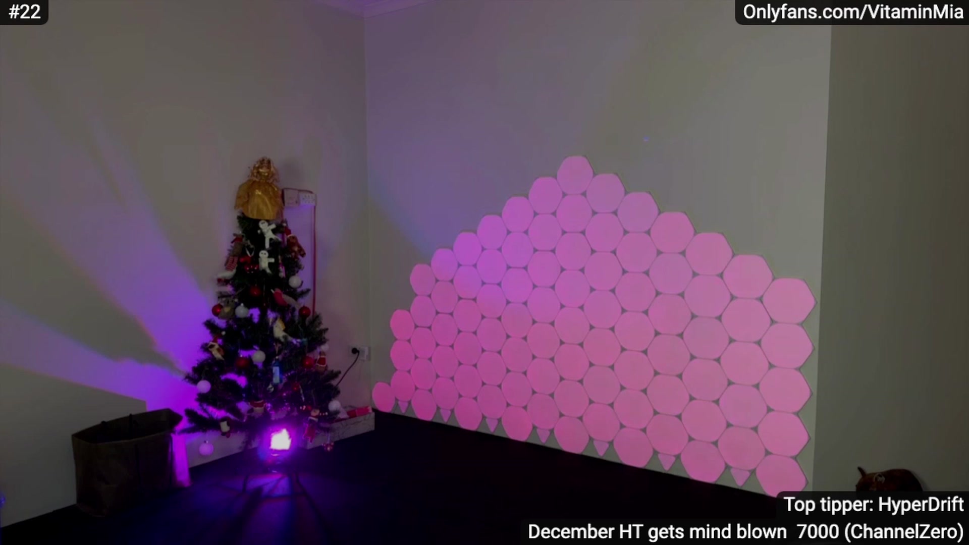 Gallery image thumbnail from MissAustralia's myfreecams stream on, 12/10/2023, 09:17 image 19 of 20