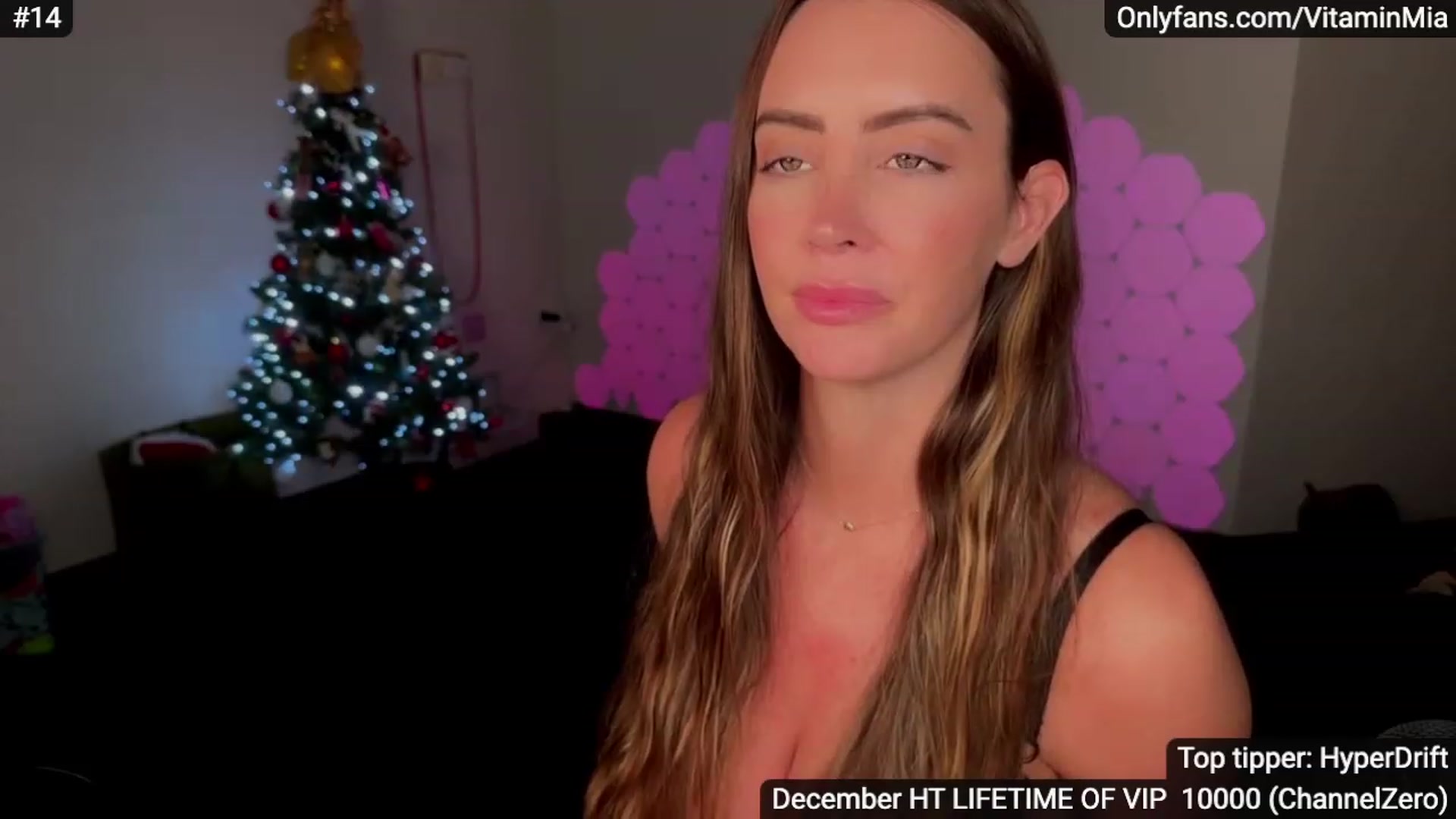 Gallery image thumbnail from MissAustralia's myfreecams stream on, 12/13/2023, 10:18 image 17 of 20