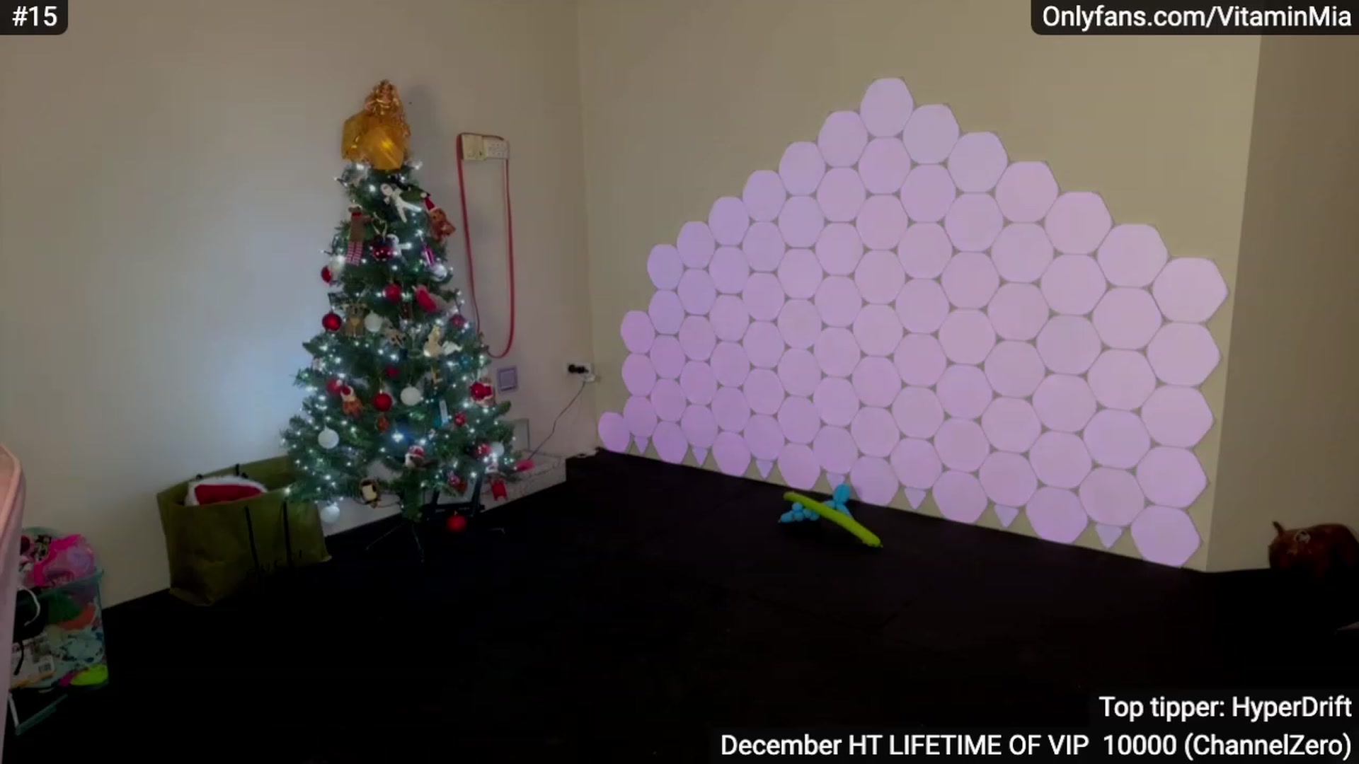 Gallery image thumbnail from MissAustralia's myfreecams stream on, 12/13/2023, 10:18 image 11 of 20