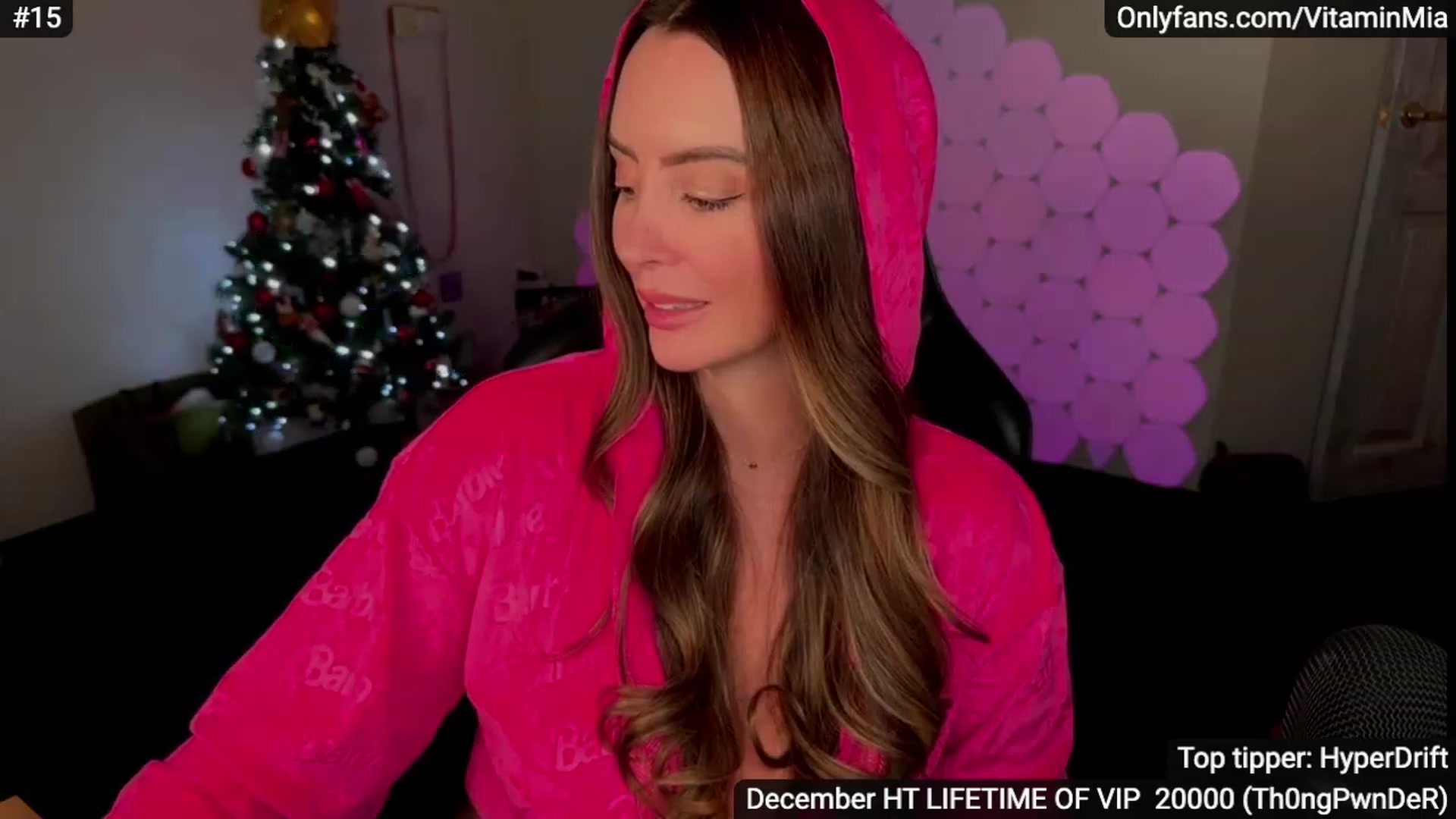 Gallery image thumbnail from MissAustralia's myfreecams stream on, 12/20/2023, 10:01 image 3 of 20