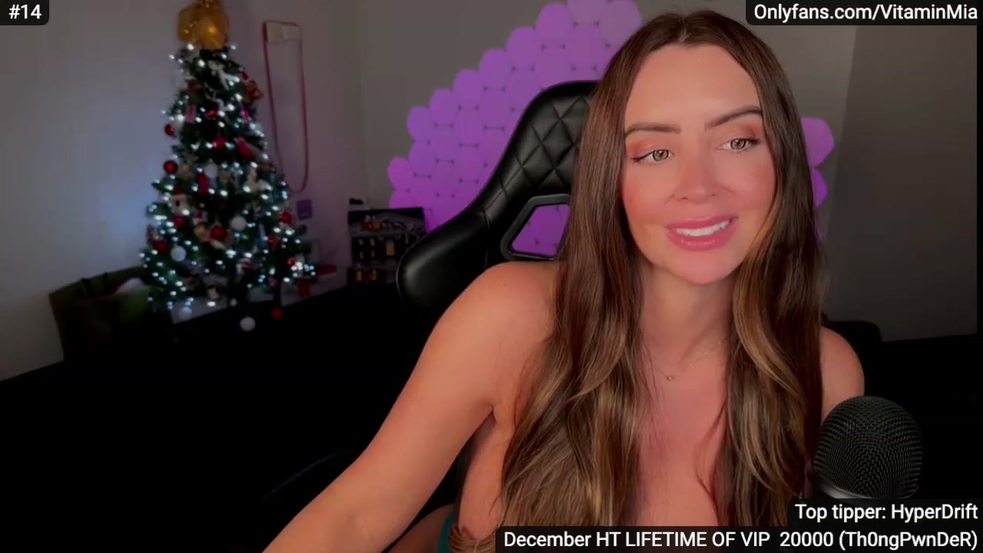 Gallery image thumbnail from MissAustralia's myfreecams stream on, 12/20/2023, 10:35 image 12 of 20