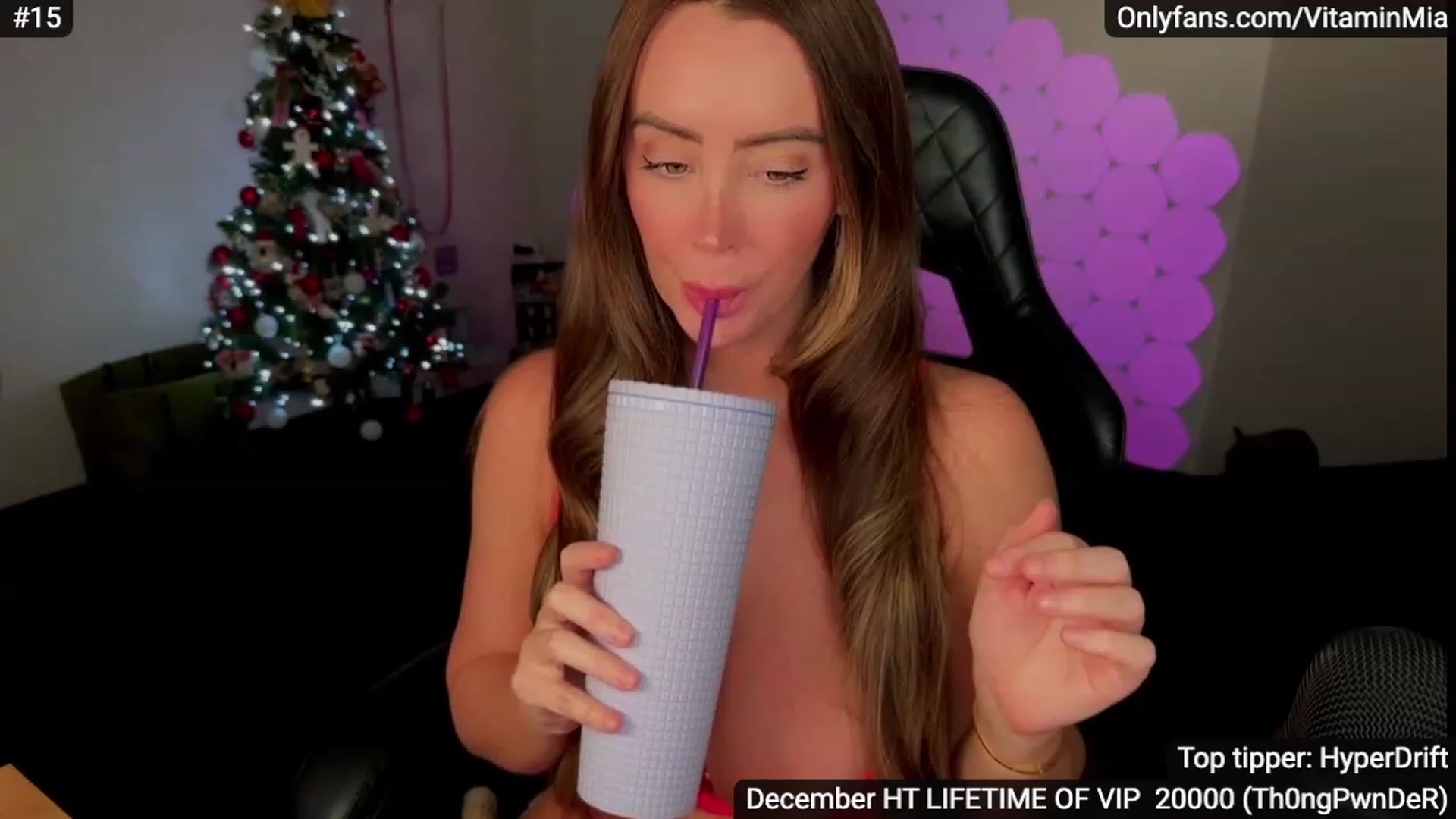Gallery image thumbnail from MissAustralia's myfreecams stream on, 12/22/2023, 09:36 image 5 of 20