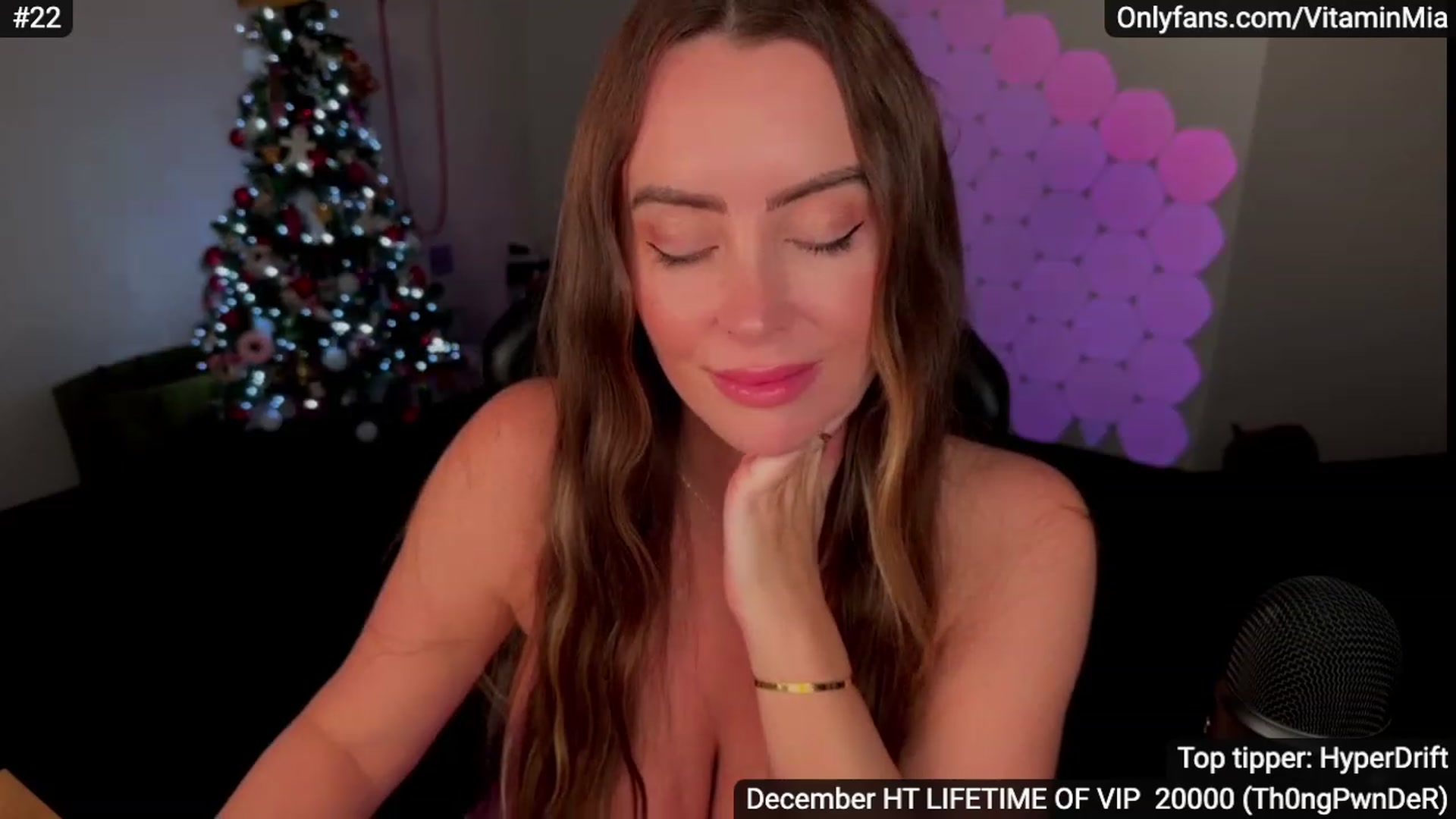 Gallery image thumbnail from MissAustralia's myfreecams stream on, 12/27/2023, 07:51 image 20 of 20