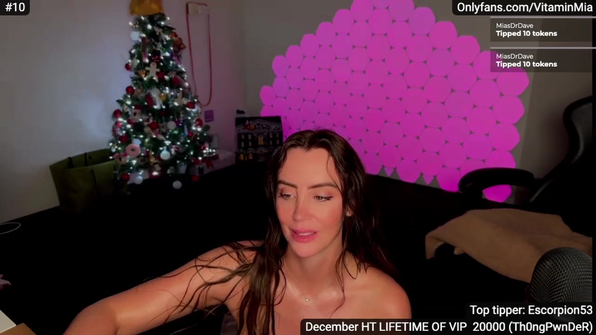 Gallery image thumbnail from MissAustralia's myfreecams stream on, 12/27/2023, 12:01 image 7 of 20