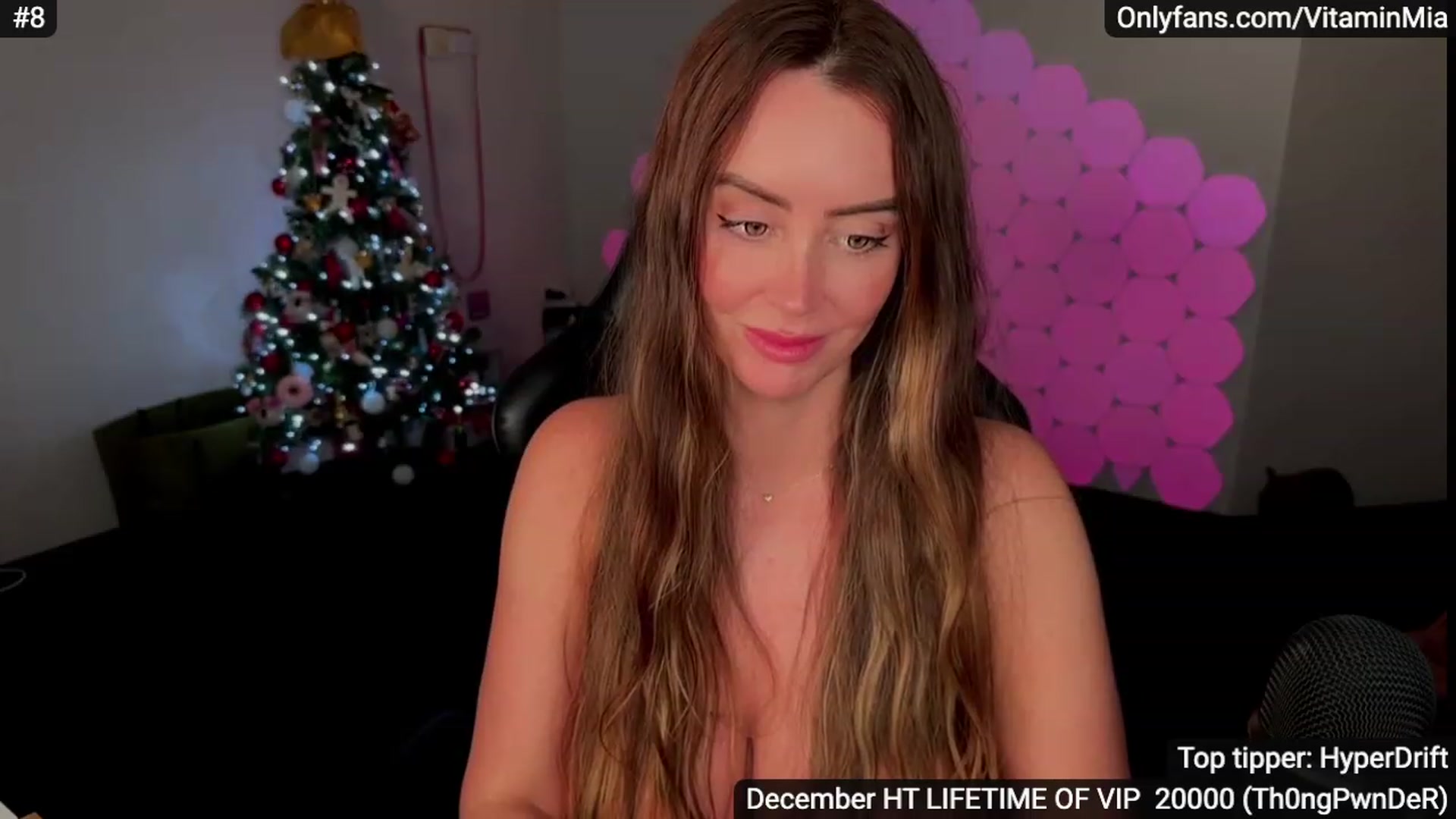 Gallery image thumbnail from MissAustralia's myfreecams stream on, 12/29/2023, 11:40 image 16 of 20