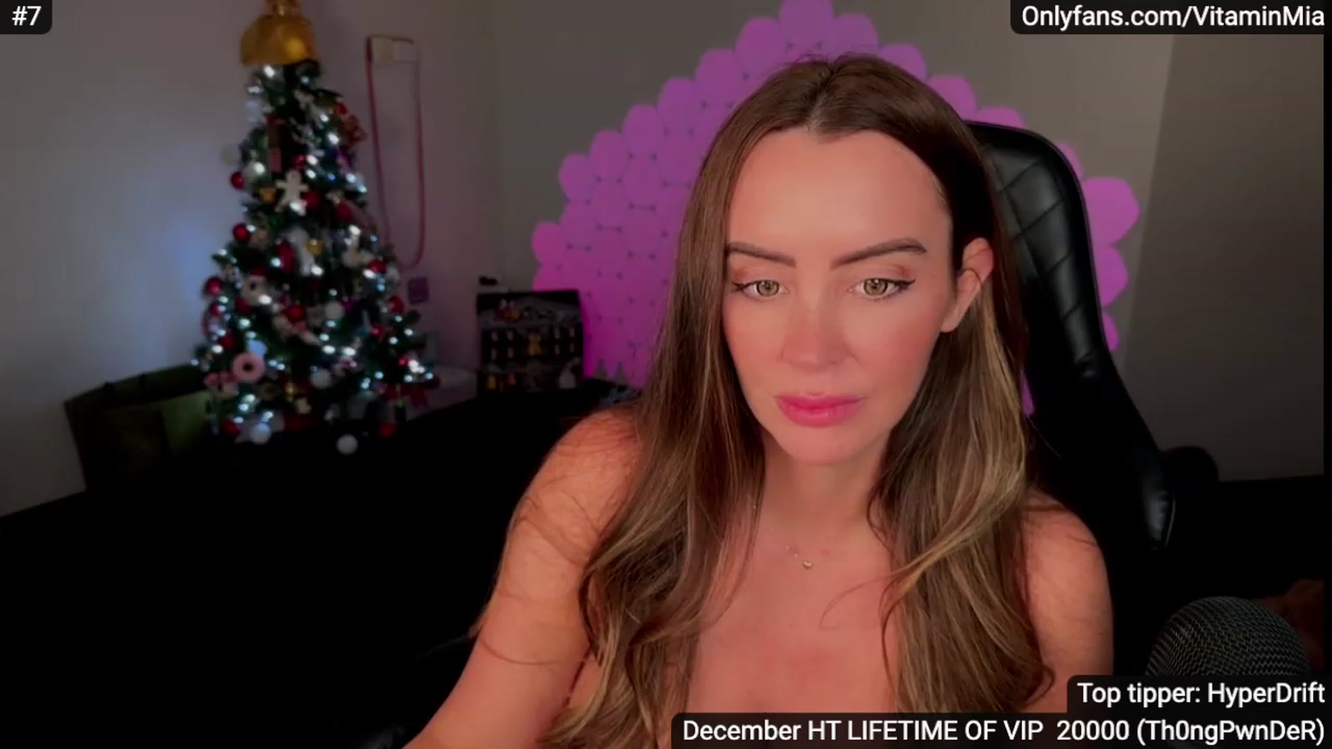 Gallery image thumbnail from MissAustralia's myfreecams stream on, 12/30/2023, 09:17 image 2 of 20