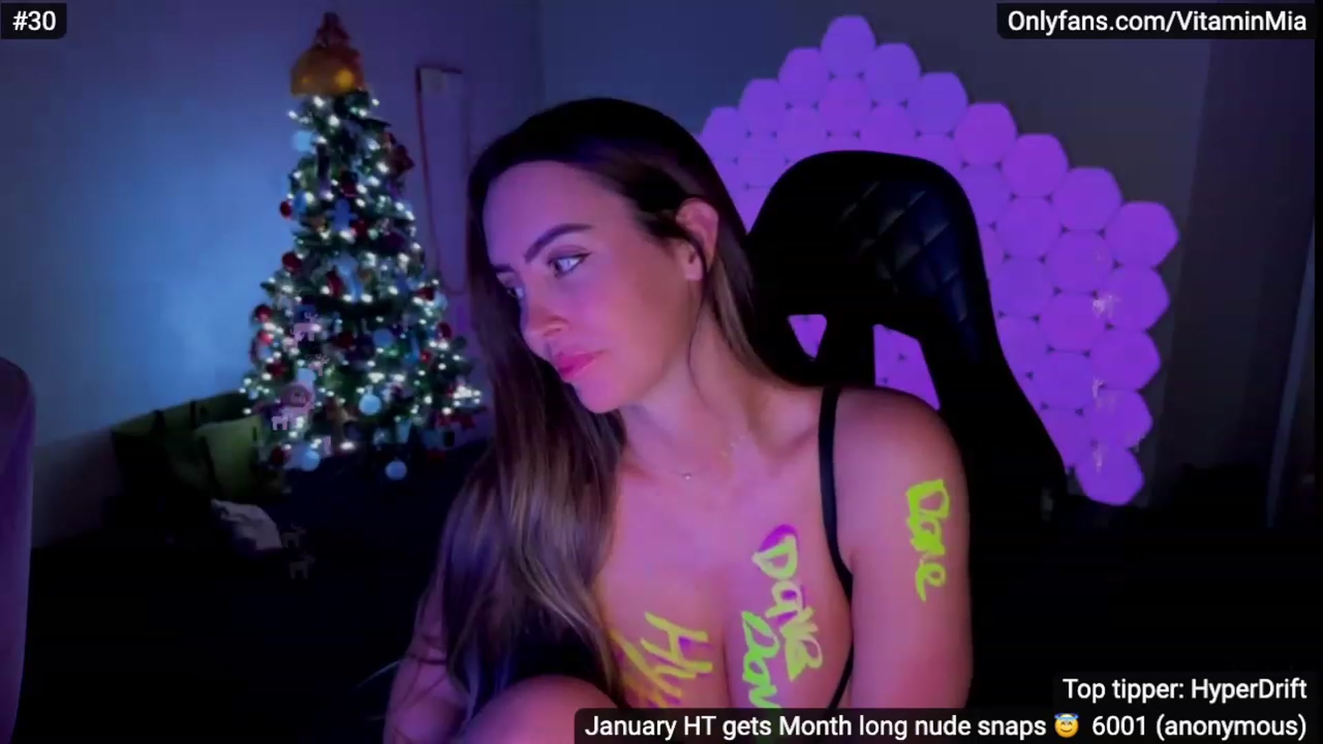 Gallery image thumbnail from MissAustralia's myfreecams stream on, 01/12/2024, 11:00 image 8 of 20