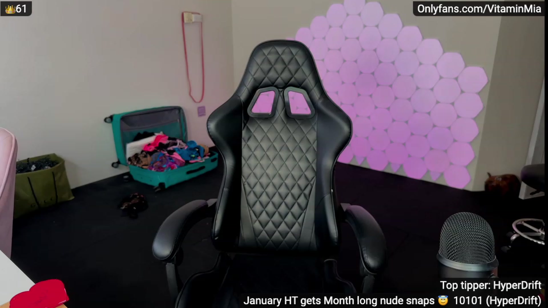 Gallery image thumbnail from MissAustralia's myfreecams stream on, 02/01/2024, 06:35 image 7 of 20