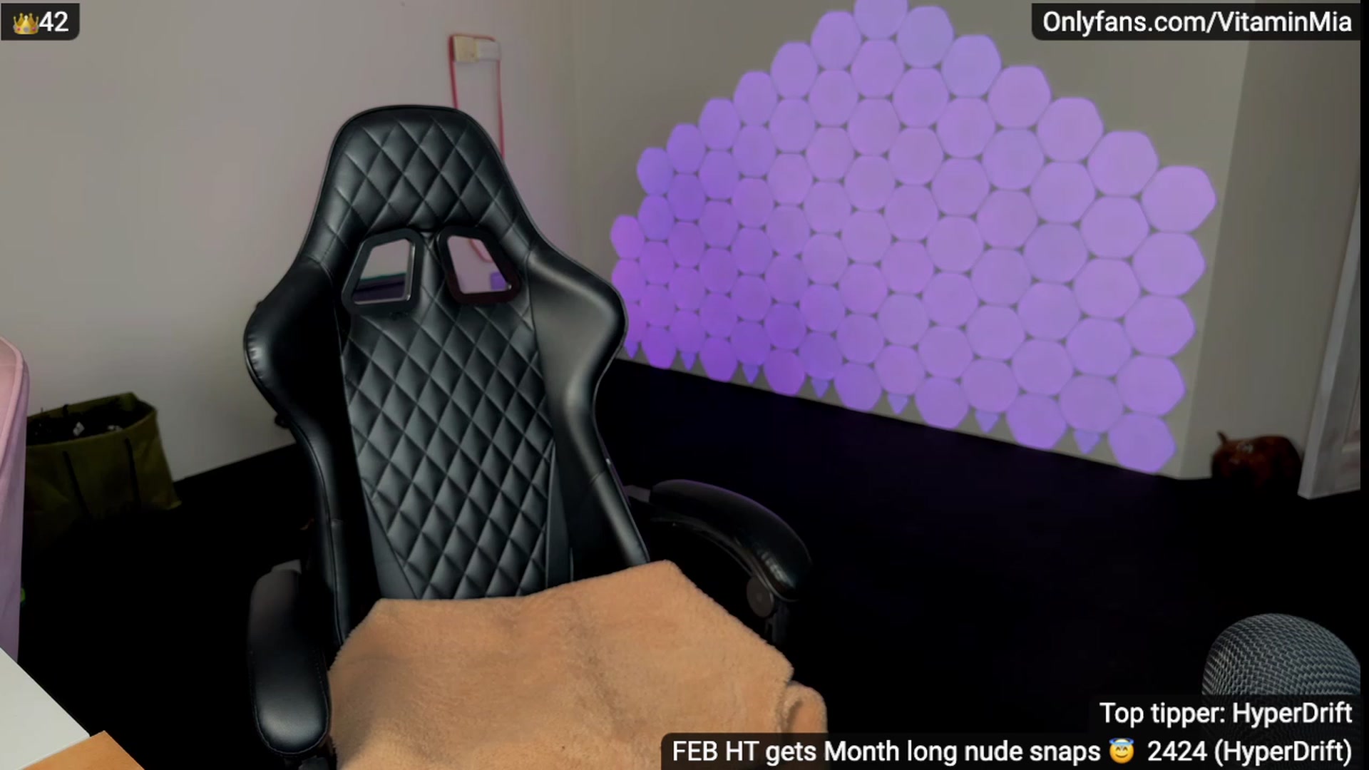 Gallery image thumbnail from MissAustralia's myfreecams stream on, 02/02/2024, 08:27 image 8 of 20
