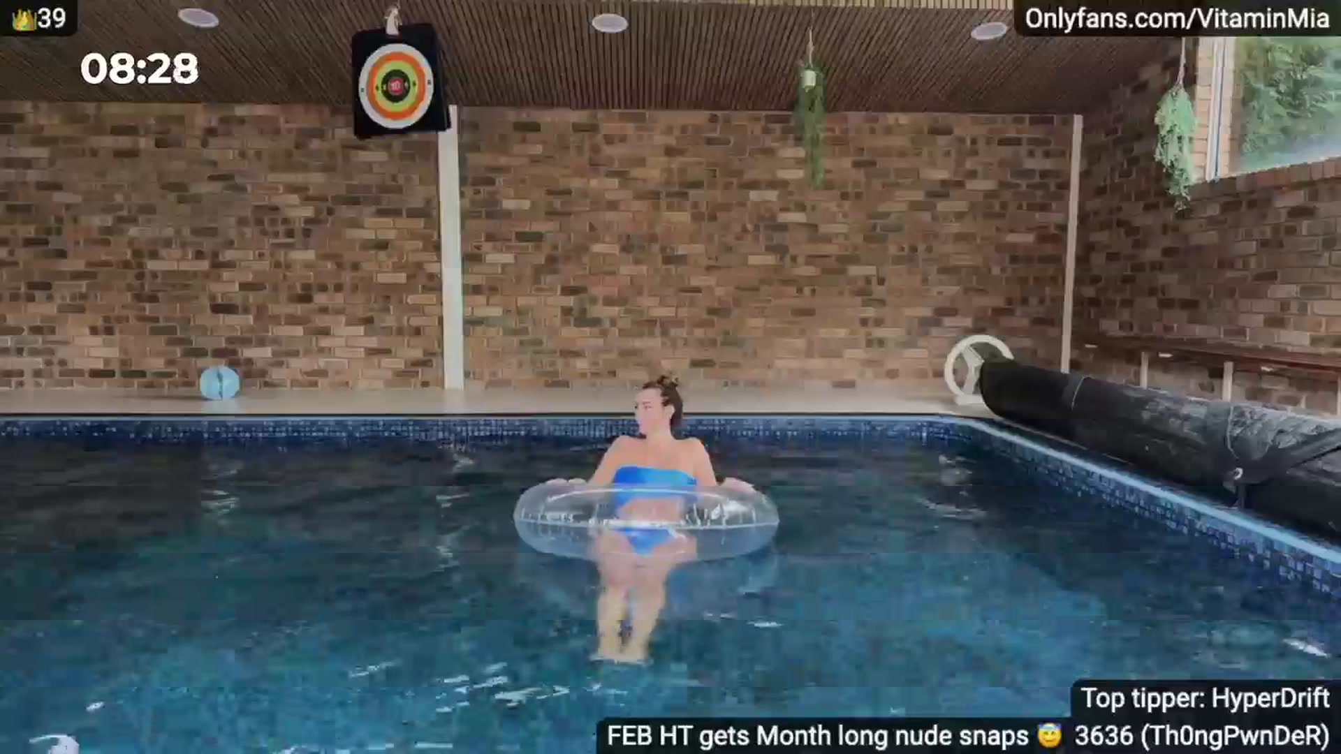 Gallery image thumbnail from MissAustralia's myfreecams stream on, 02/04/2024, 07:50 image 16 of 20