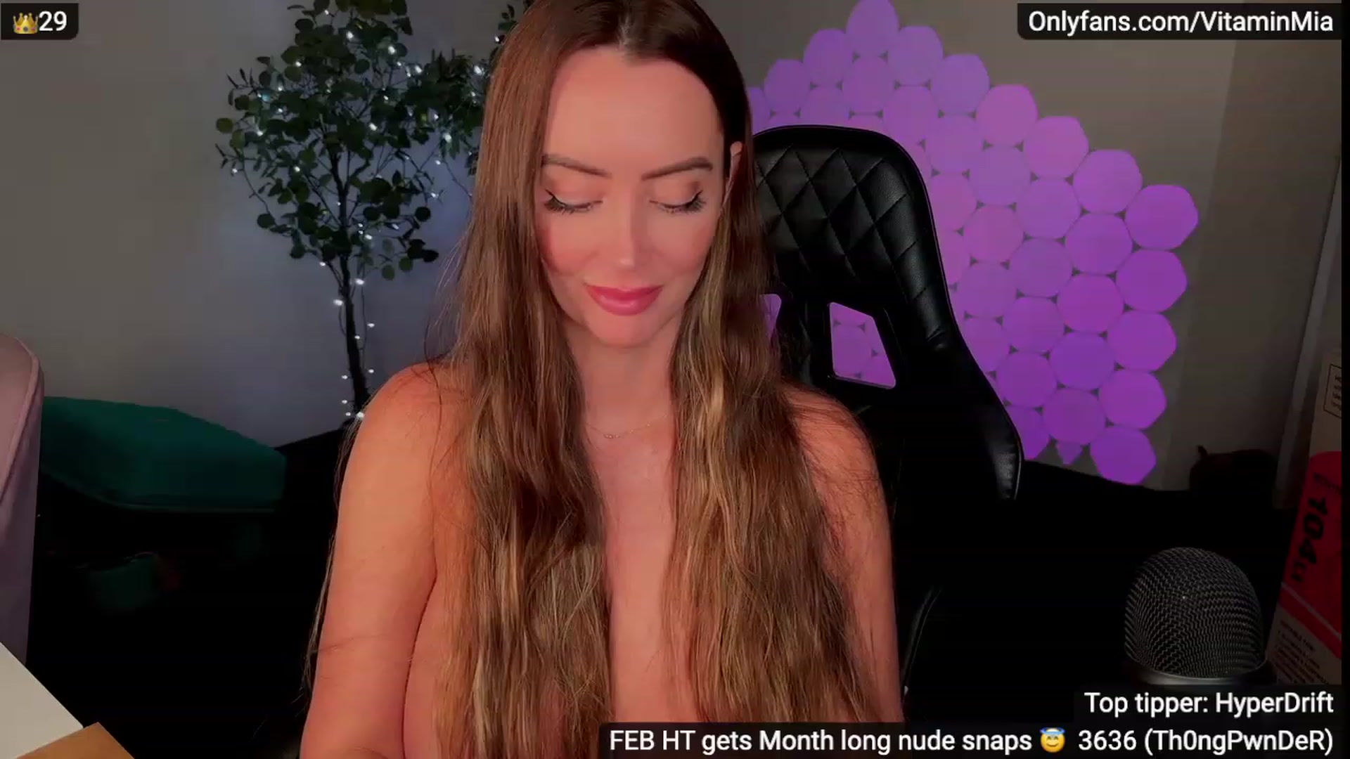 Gallery image thumbnail from MissAustralia's myfreecams stream on, 02/09/2024, 08:16 image 12 of 20