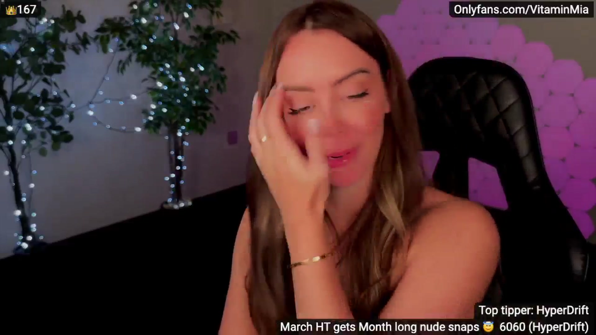 Gallery image thumbnail from MissAustralia's myfreecams stream on, 03/17/2024, 10:33 image 10 of 20