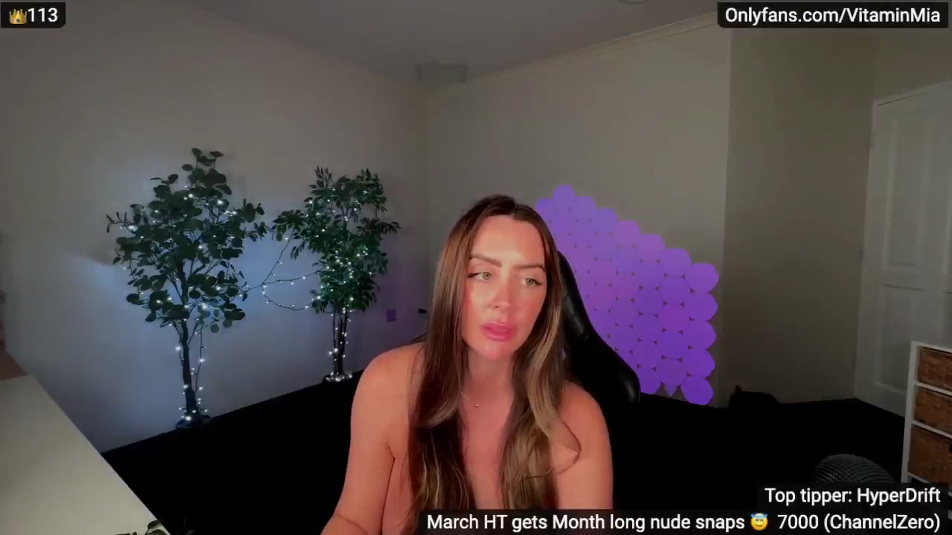 Gallery image thumbnail from MissAustralia's myfreecams stream on, 03/19/2024, 11:11 image 4 of 20