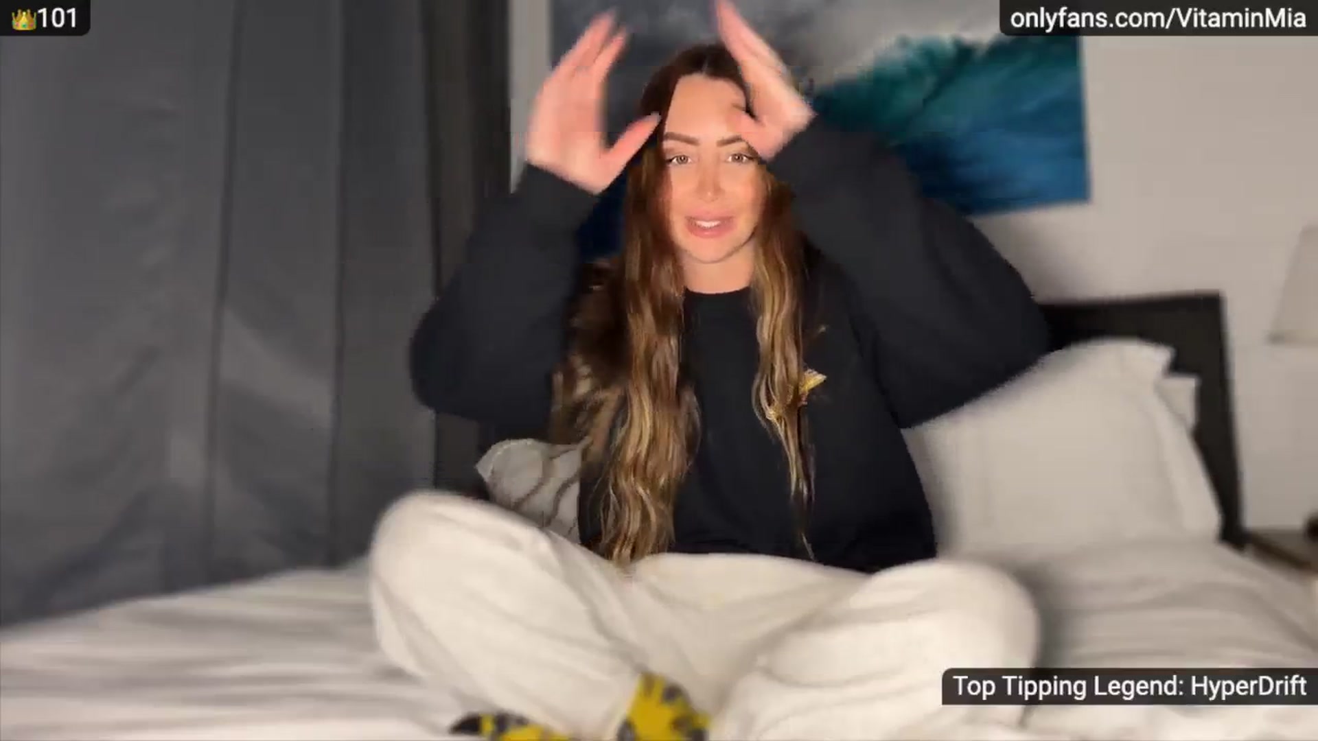 Gallery image thumbnail from MissAustralia's myfreecams stream on, 05/29/2024, 08:03 image 9 of 20