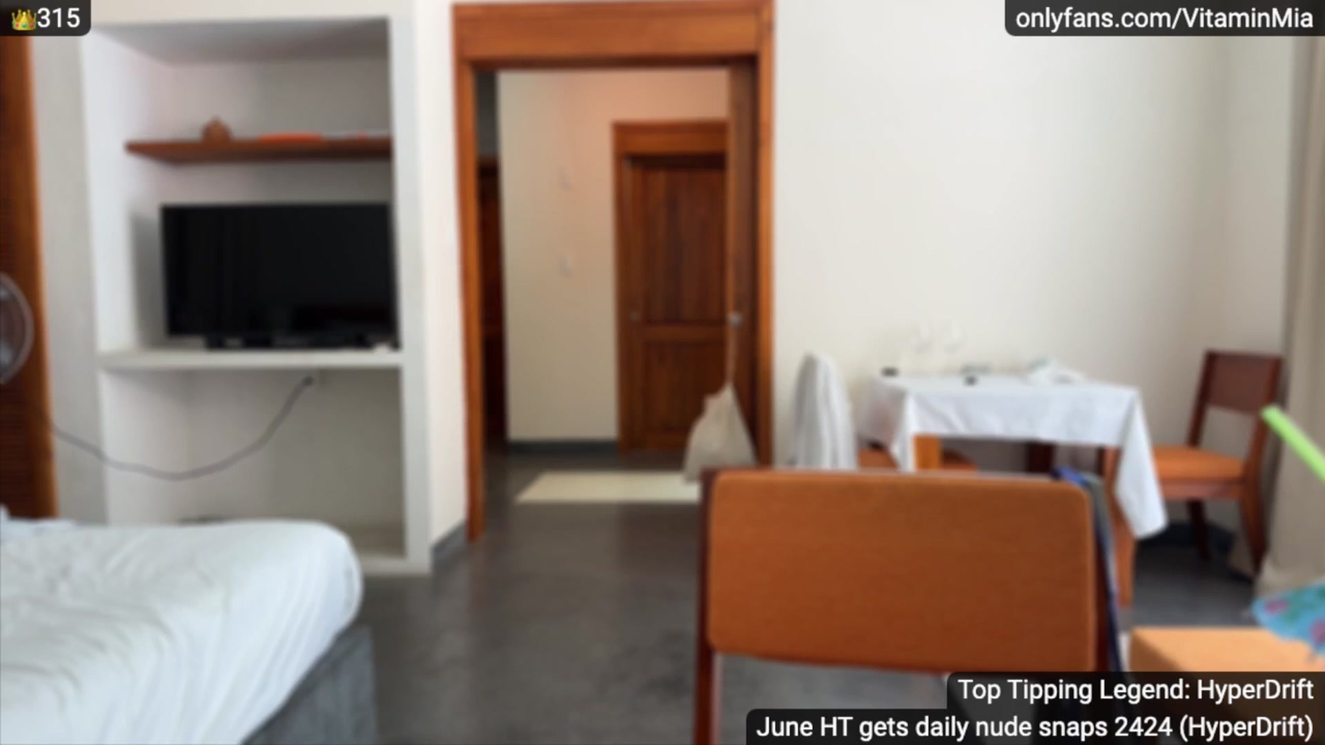 Gallery image thumbnail from MissAustralia's myfreecams stream on, 06/09/2024, 08:19 image 6 of 20