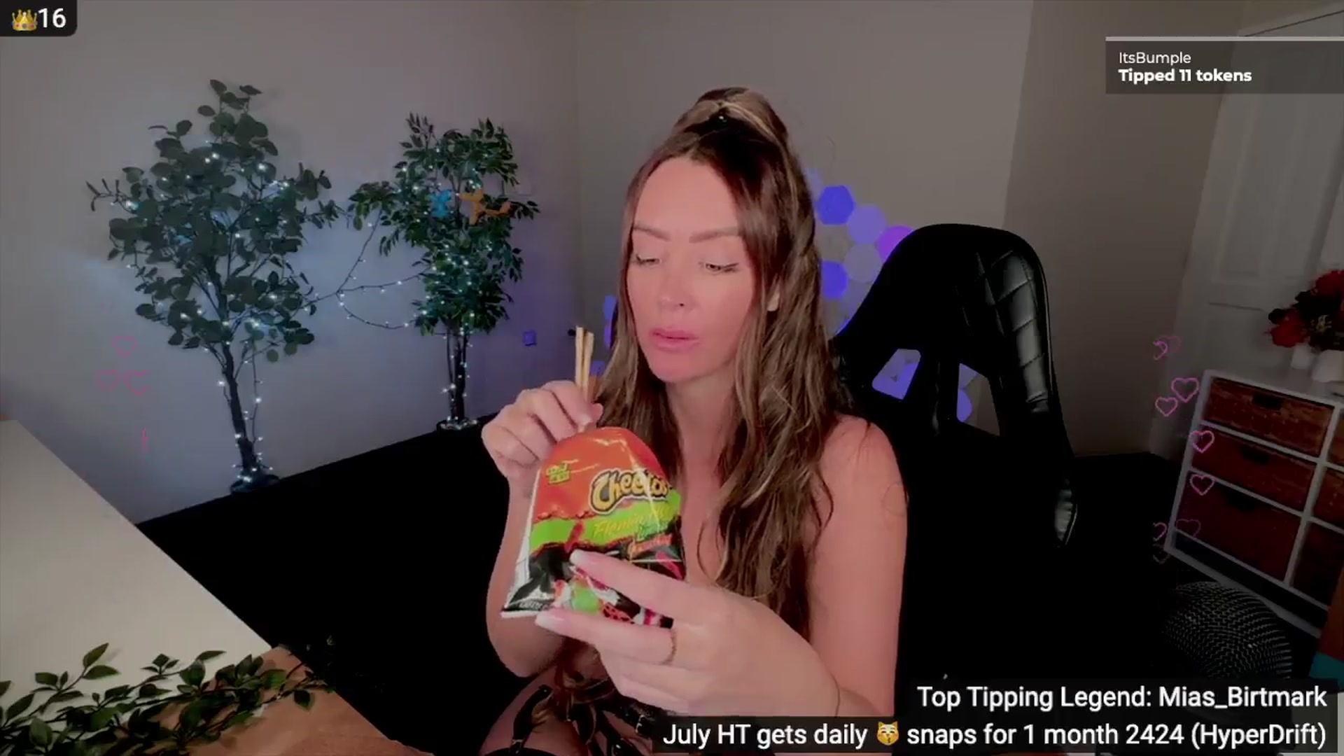 Gallery image thumbnail from MissAustralia's myfreecams stream on, 07/04/2024, 08:49 image 10 of 20