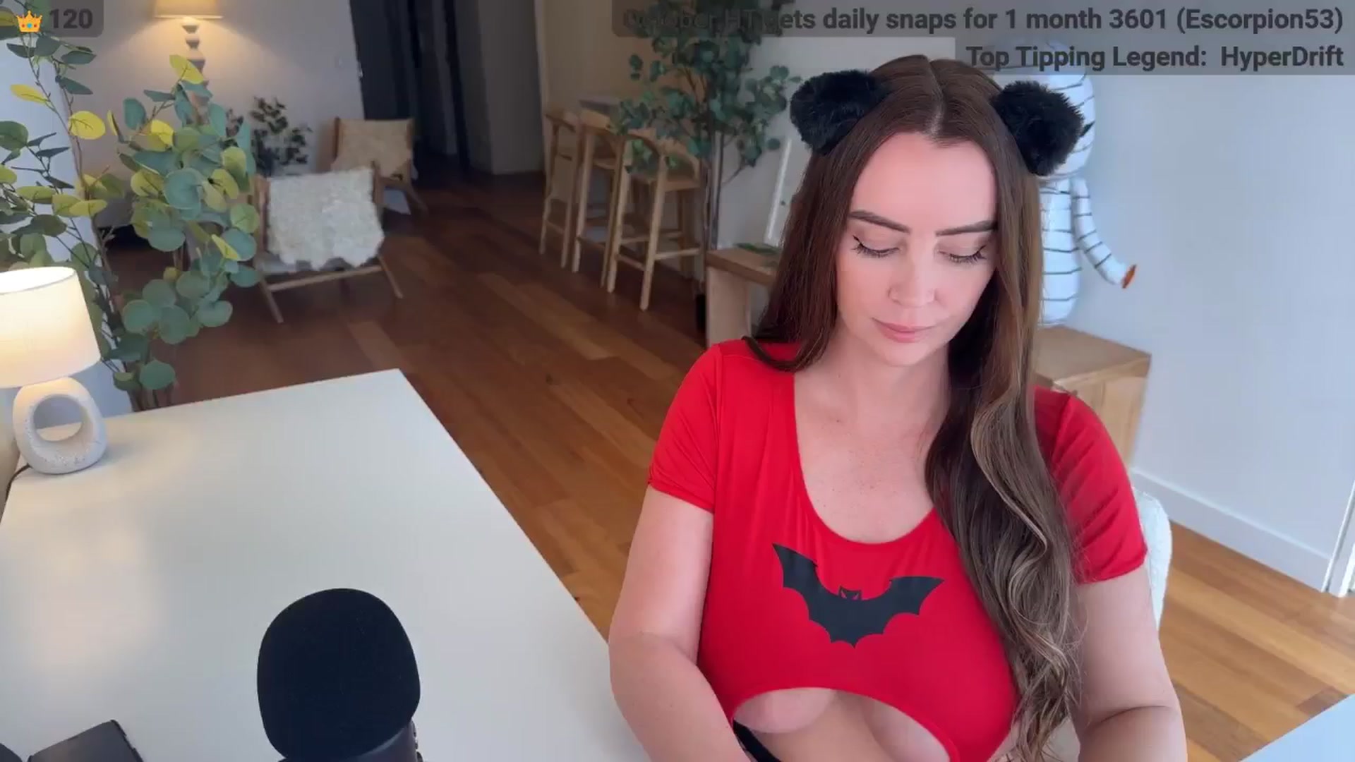 Gallery image thumbnail from MissAustralia's myfreecams stream on, 10/18/2024, 07:55 image 2 of 20