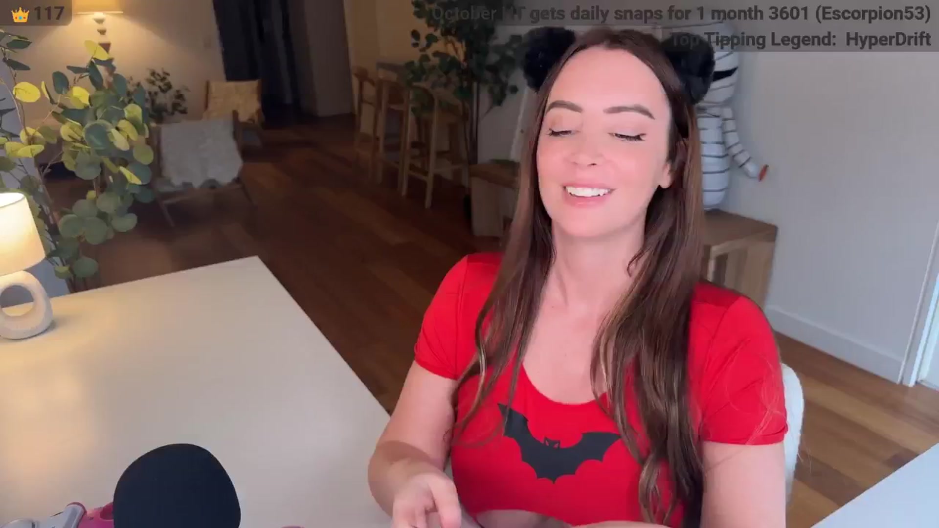 Gallery image thumbnail from MissAustralia's myfreecams stream on, 10/18/2024, 07:55 image 14 of 20