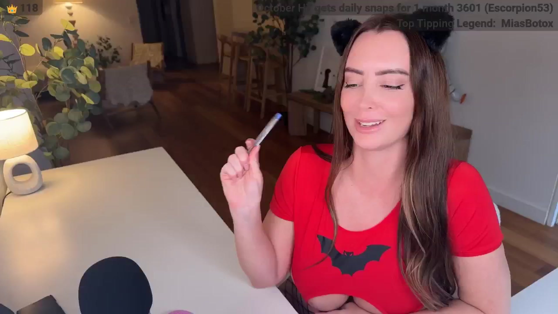 Gallery image thumbnail from MissAustralia's myfreecams stream on, 10/18/2024, 07:55 image 19 of 20