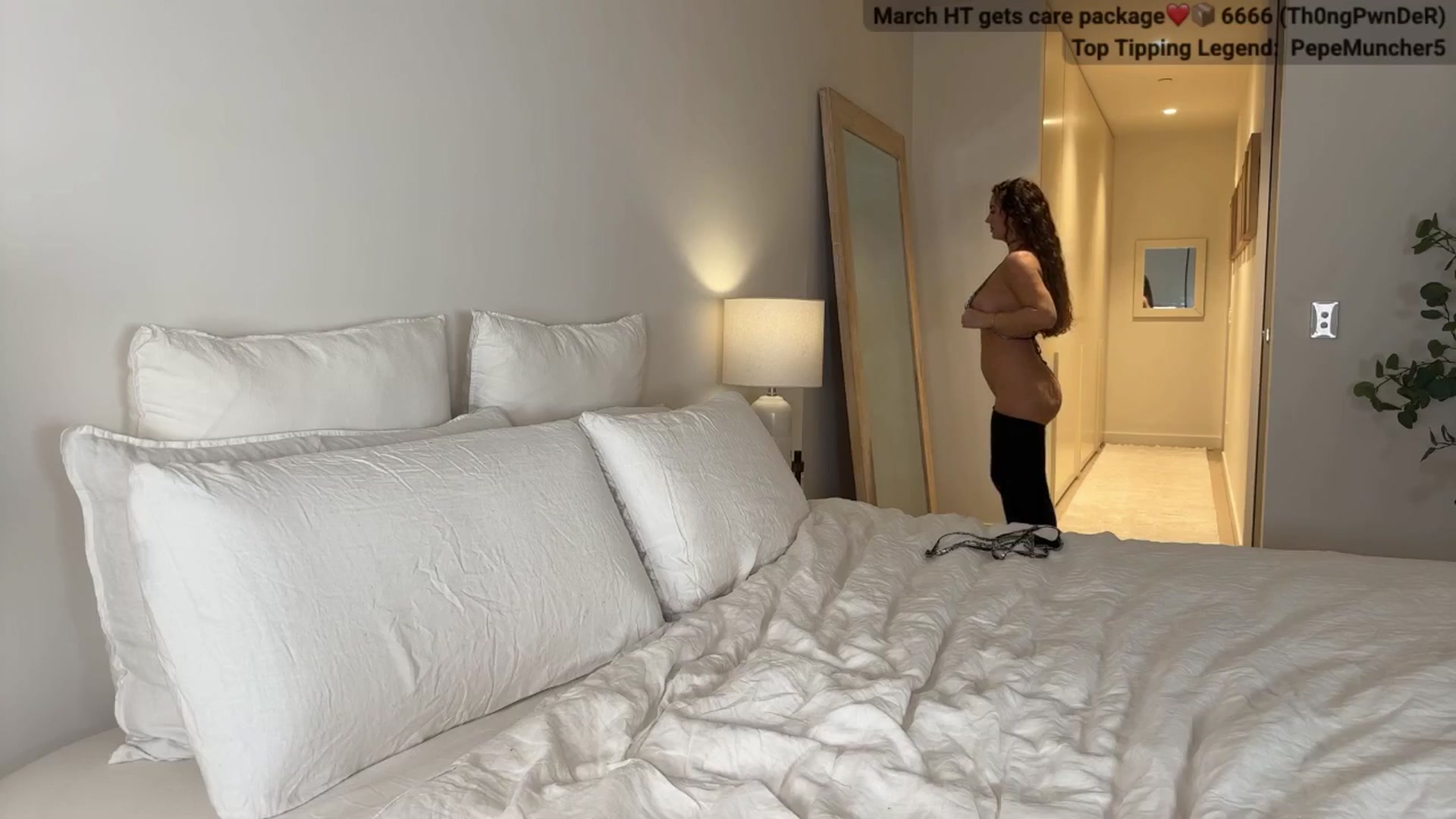 Gallery image thumbnail from MissAustralia's myfreecams stream on, 03/08/2025, 08:45 image 20 of 20