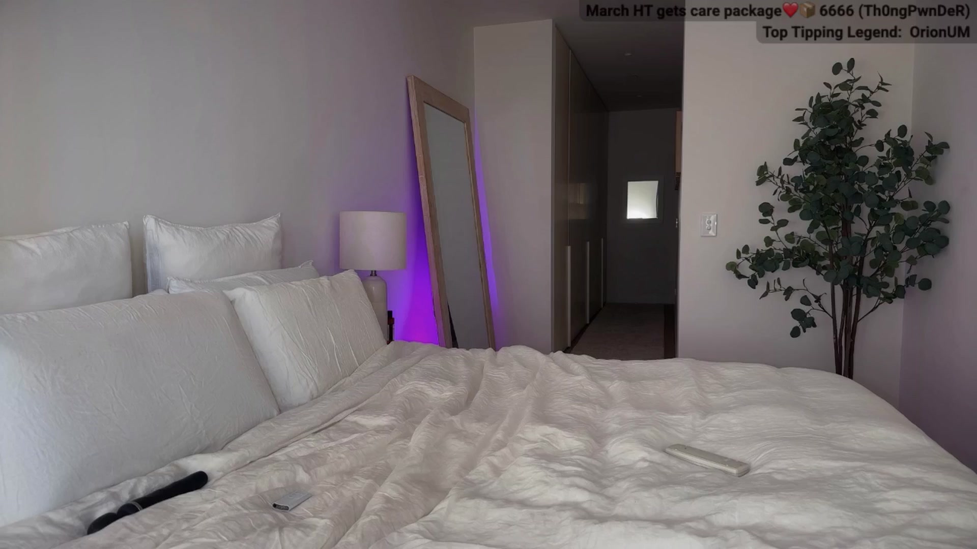 Gallery image thumbnail from MissAustralia's myfreecams stream on, 03/13/2025, 05:44 image 5 of 20
