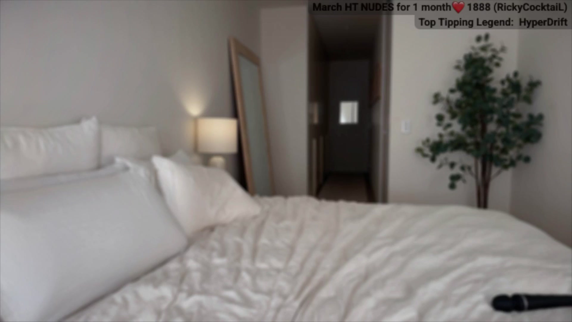 Gallery image thumbnail from MissAustralia's myfreecams stream on, 04/04/2025, 08:57 image 7 of 20
