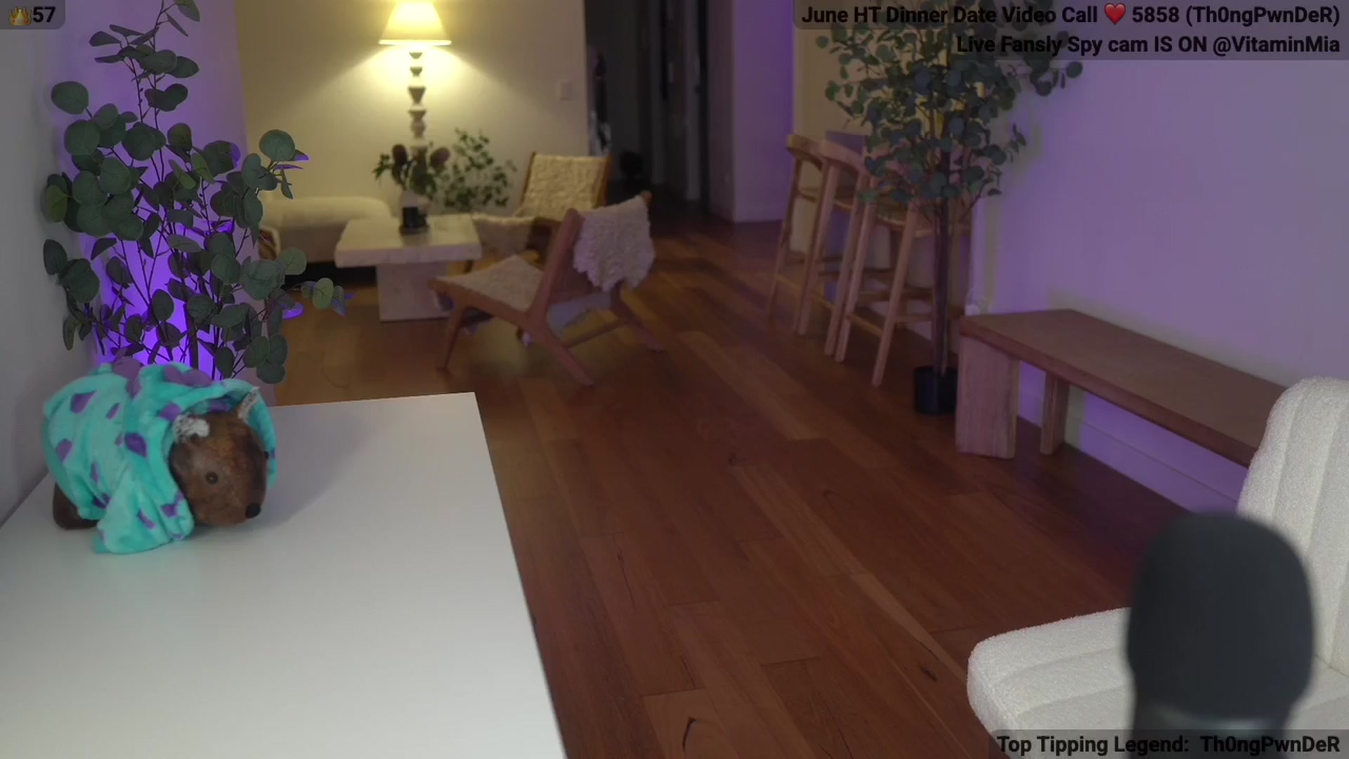 Gallery image thumbnail from MissAustralia's myfreecams stream on, 06/06/2025, 08:49 image 6 of 20