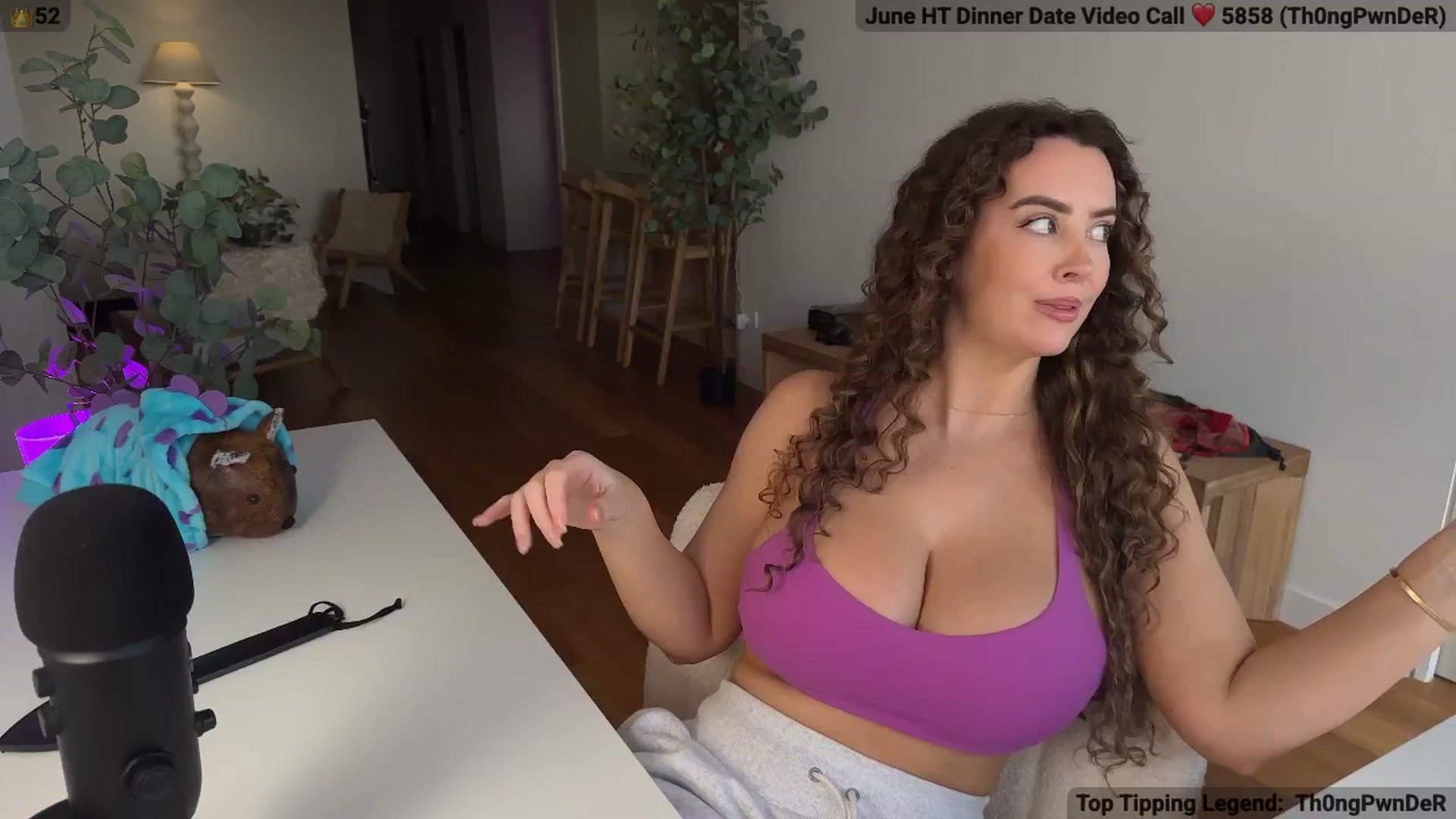 Gallery image thumbnail from MissAustralia's myfreecams stream on, 06/24/2025, 01:41 image 15 of 20