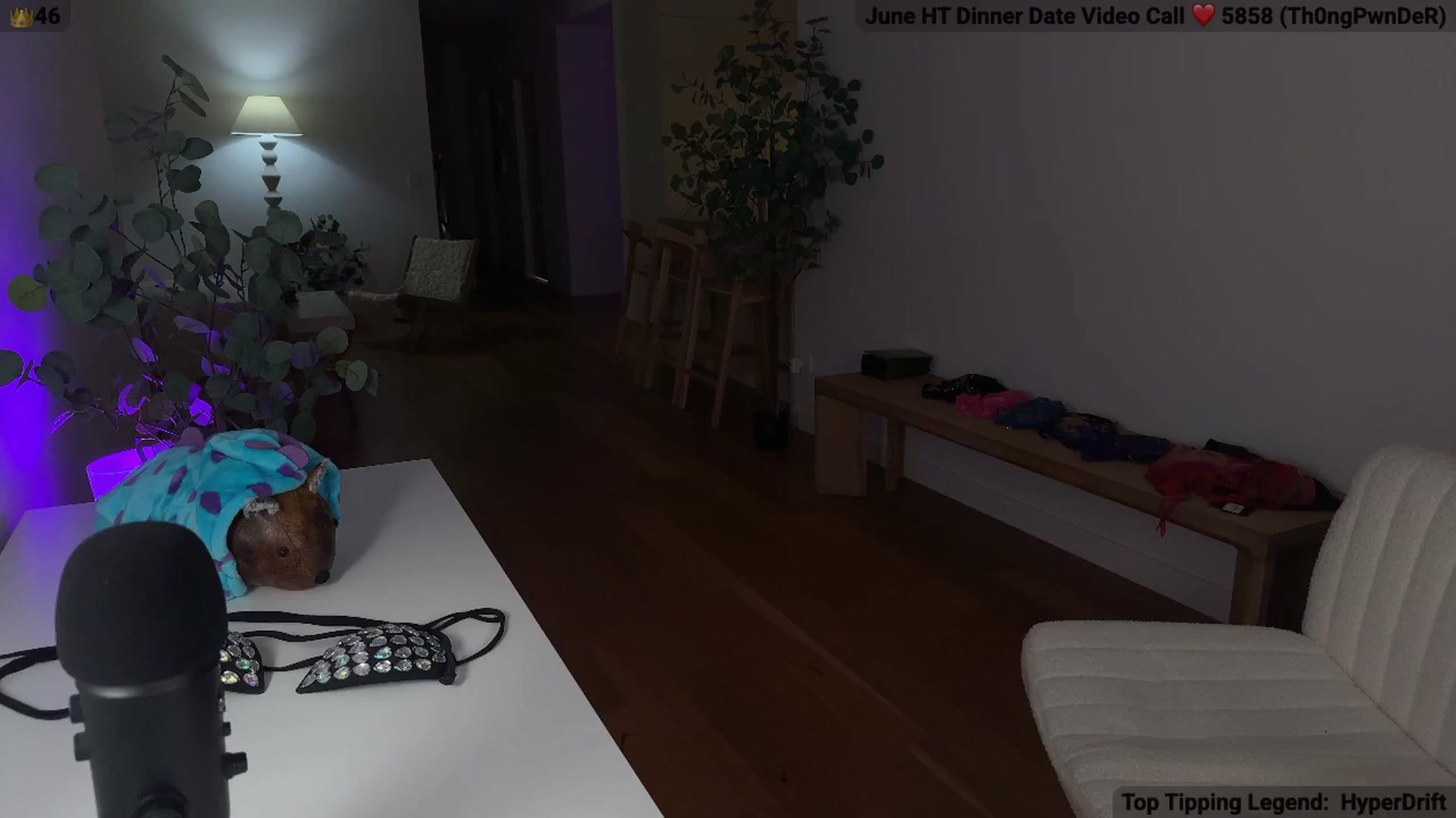 Gallery image thumbnail from MissAustralia's myfreecams stream on, 06/26/2025, 07:35 image 19 of 20
