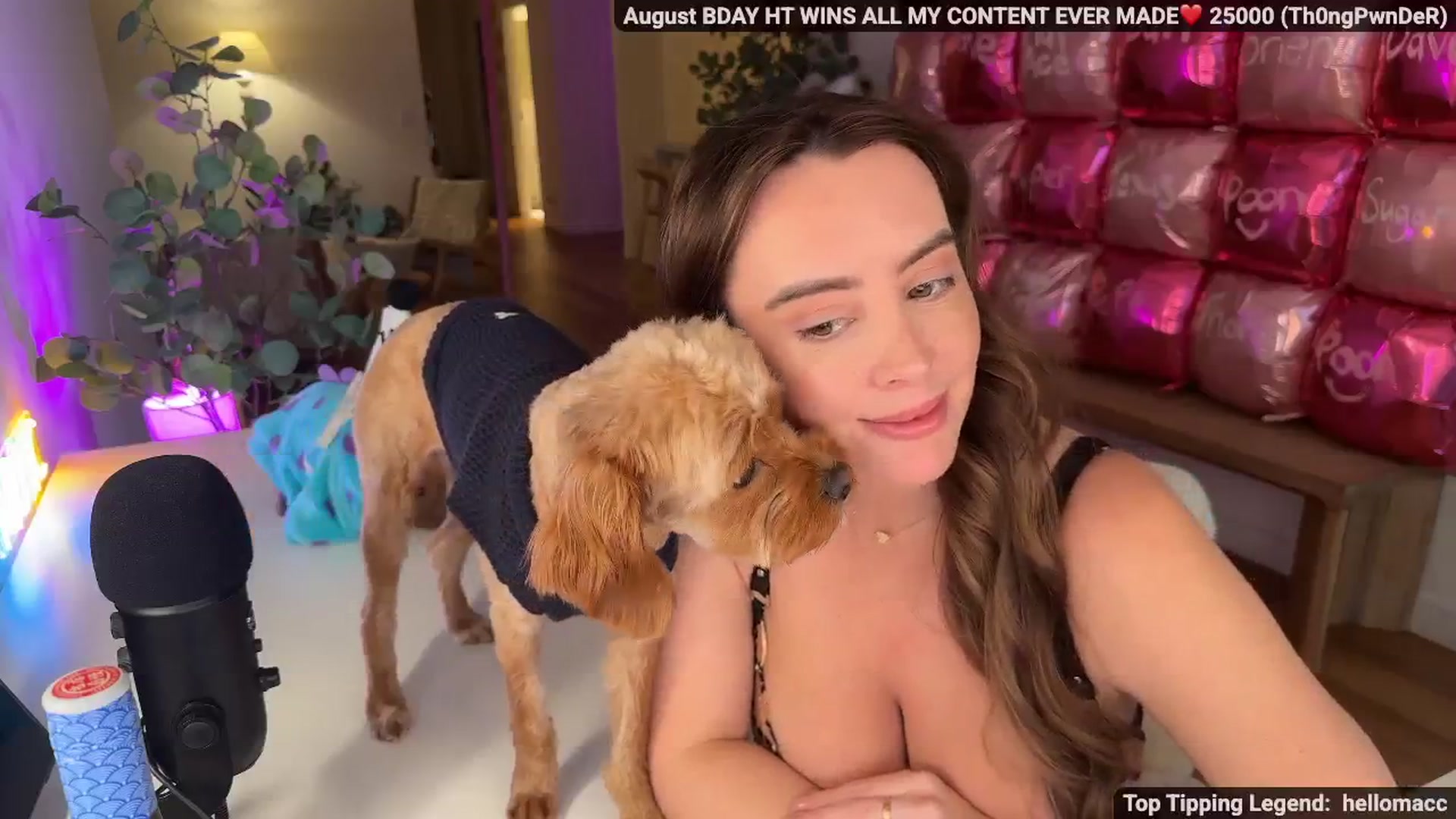 Gallery image thumbnail from MissAustralia's myfreecams stream on, 08/27/2025, 06:35 image 17 of 20