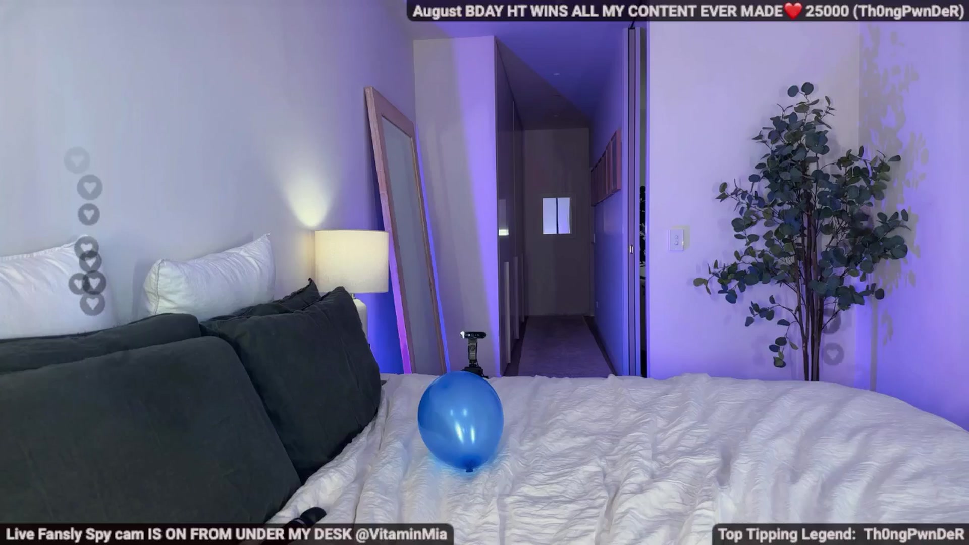 Gallery image thumbnail from MissAustralia's myfreecams stream on, 08/28/2025, 09:54 image 6 of 20