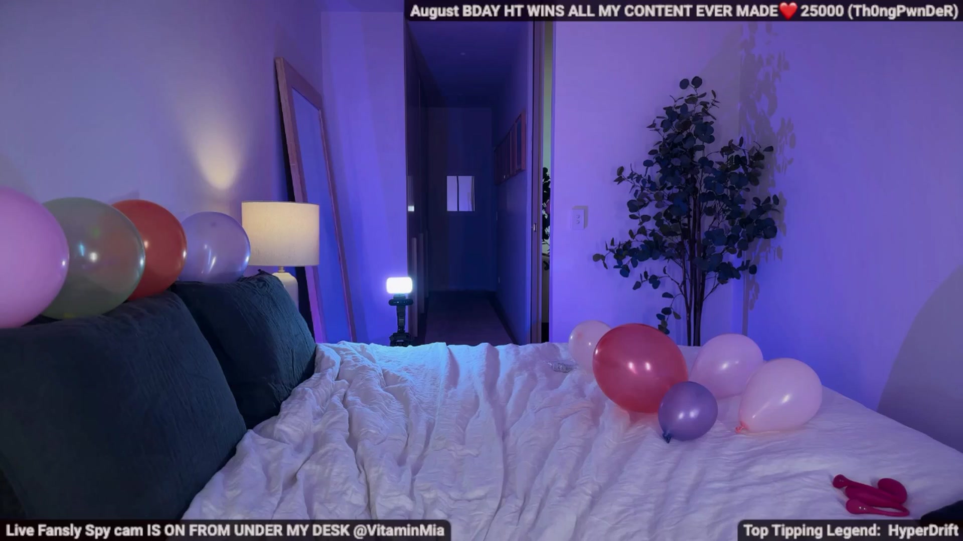 Gallery image thumbnail from MissAustralia's myfreecams stream on, 08/29/2025, 08:19 image 2 of 20