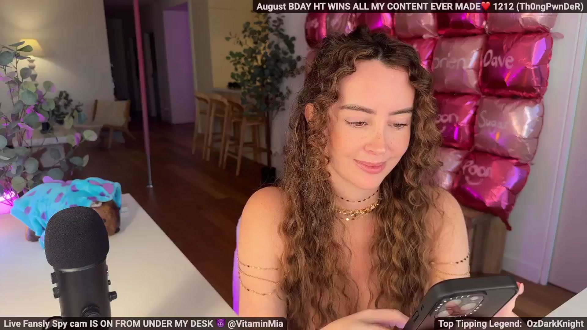 Gallery image thumbnail from MissAustralia's myfreecams stream on, 09/05/2025, 08:53 image 6 of 20