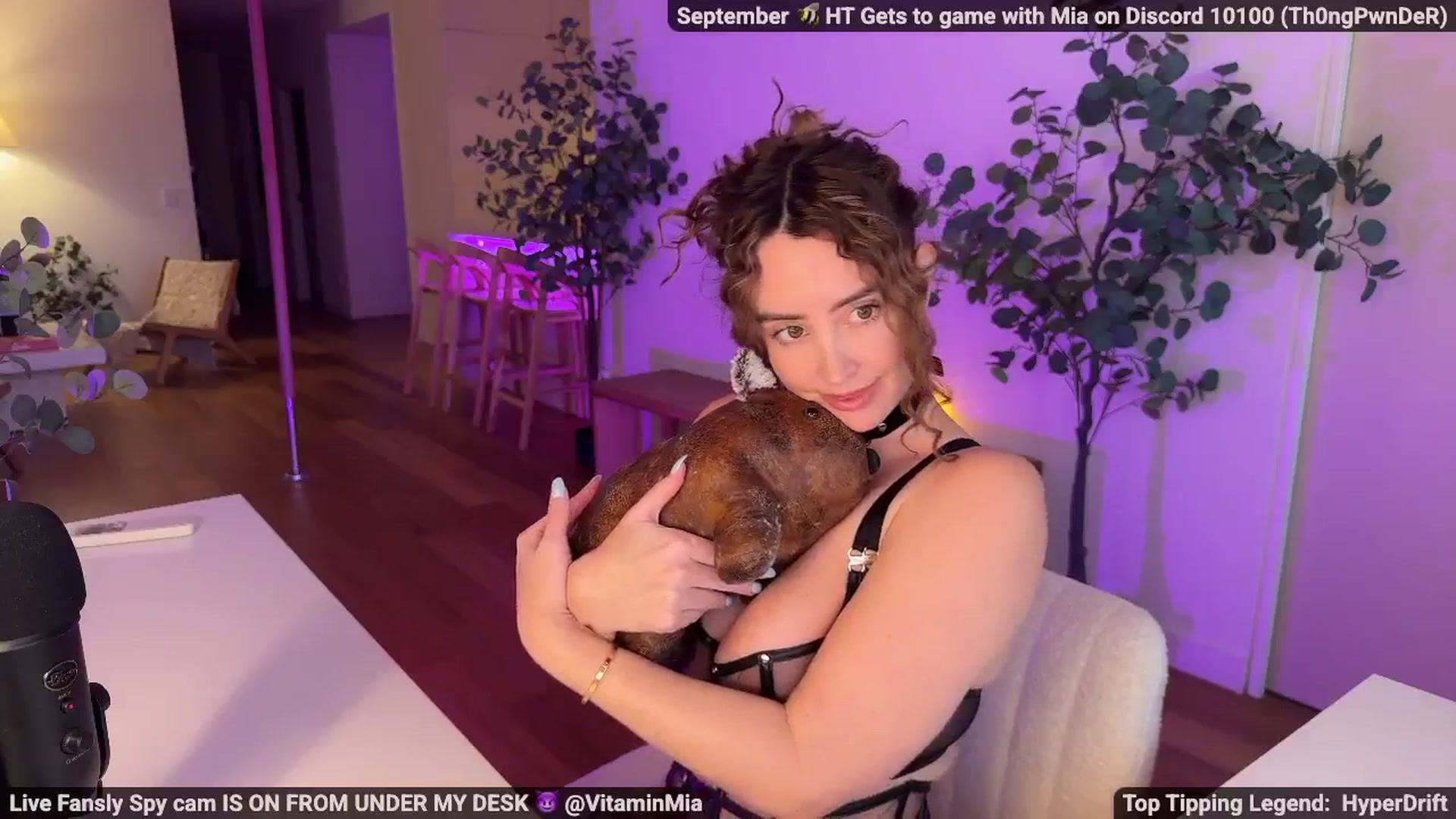 Gallery image thumbnail from MissAustralia's myfreecams stream on, 09/26/2025, 08:57 image 4 of 20