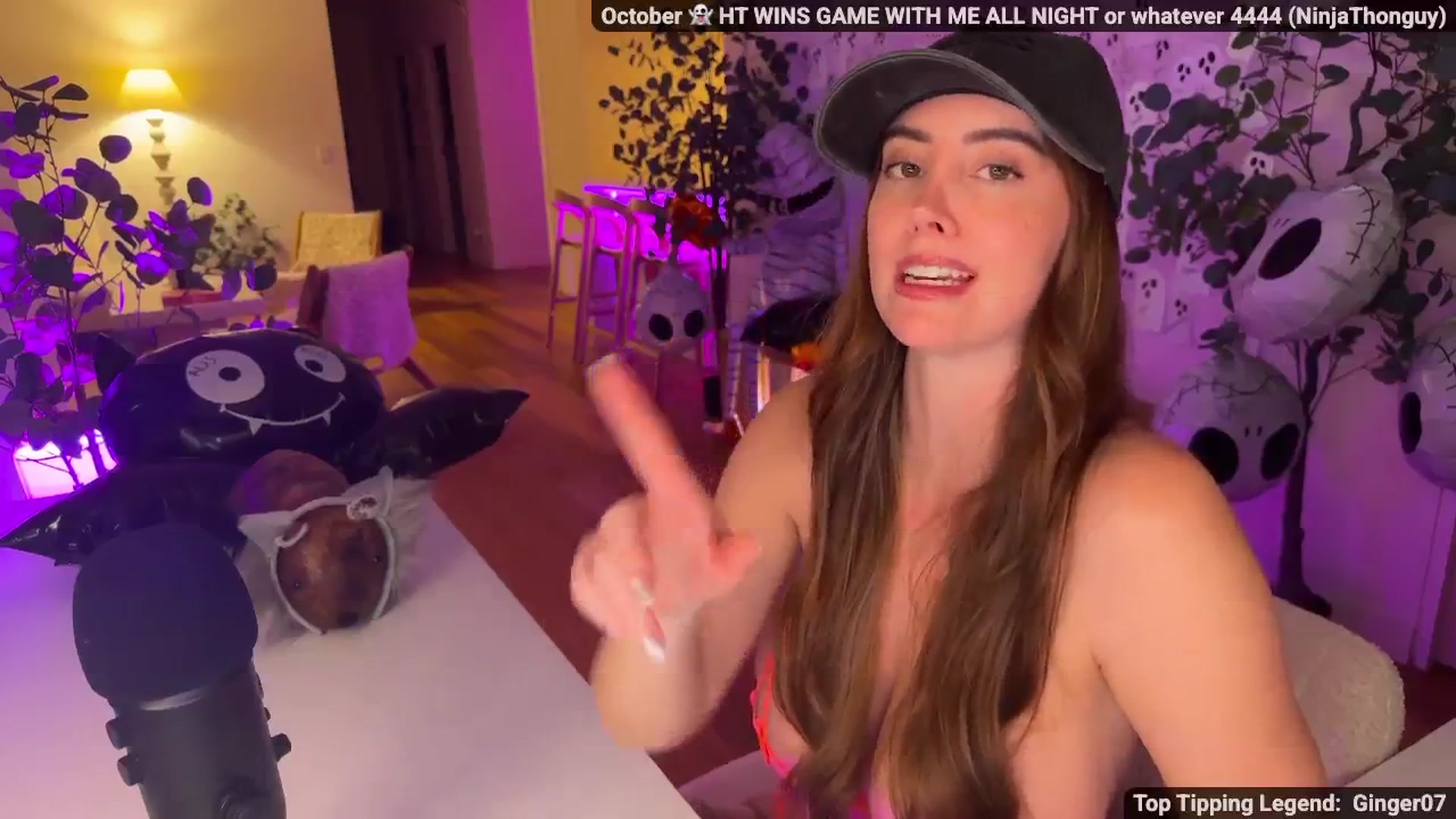 Gallery image thumbnail from MissAustralia's myfreecams stream on, 10/17/2025, 10:56 image 12 of 20